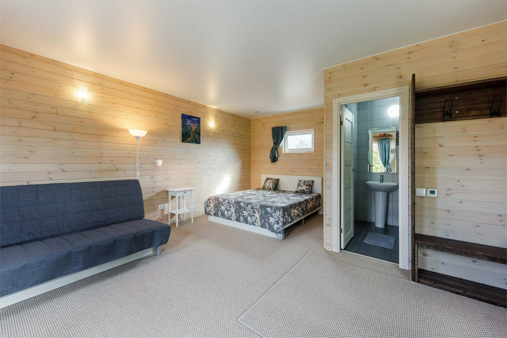 Дом с отдельной спальней