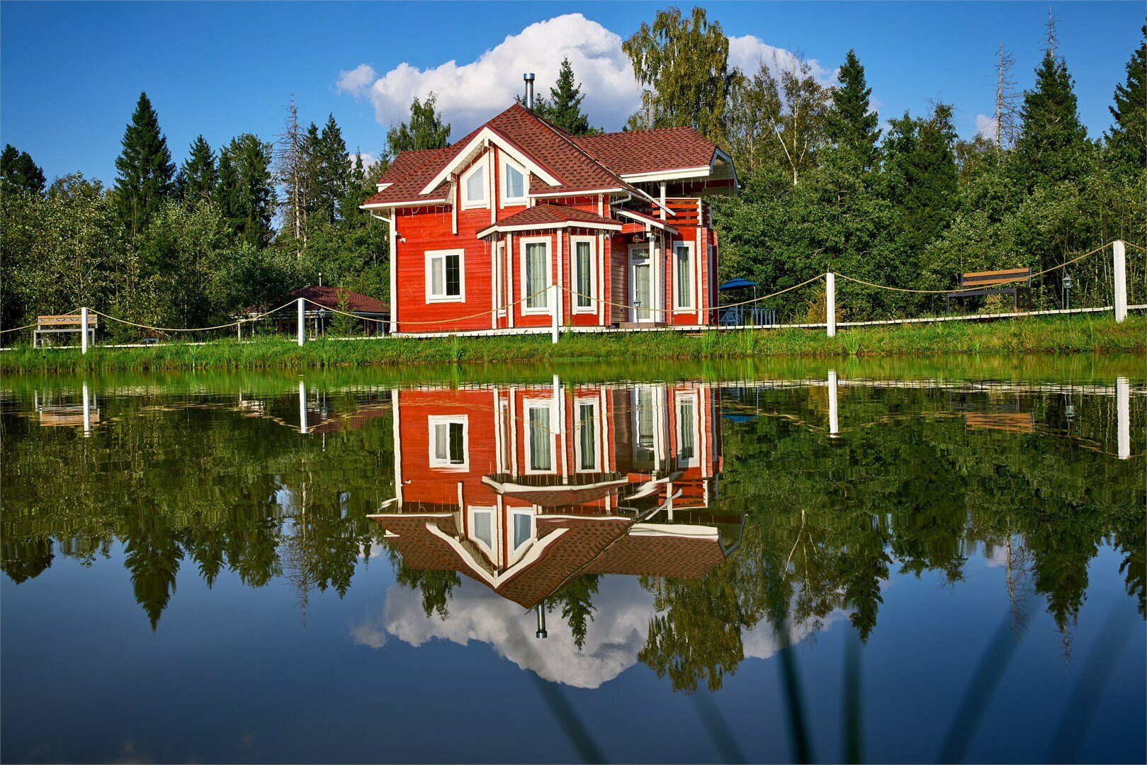 ШАЛЕ ДЕ ЛЮКС ИЗ БРУСА С КУПЕЛЬЮ НА ДРОВАХ