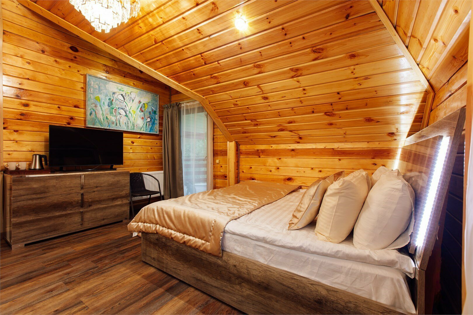 Номер Люкс в ШАЛЕ ДЕ ЛЮКС