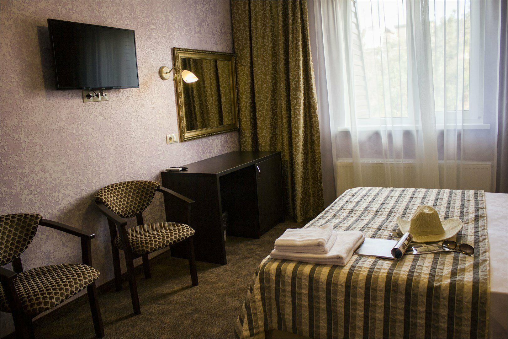 "Семейный с балконом" двухкомнатный