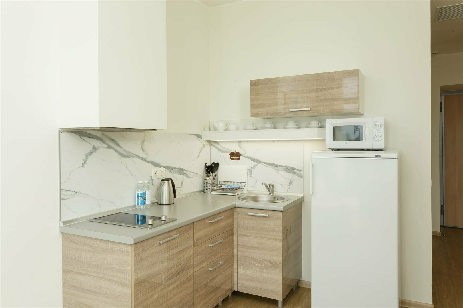 С видом на море, двухкомнатный апартамент (3 этаж), до 3х взрослых в номере