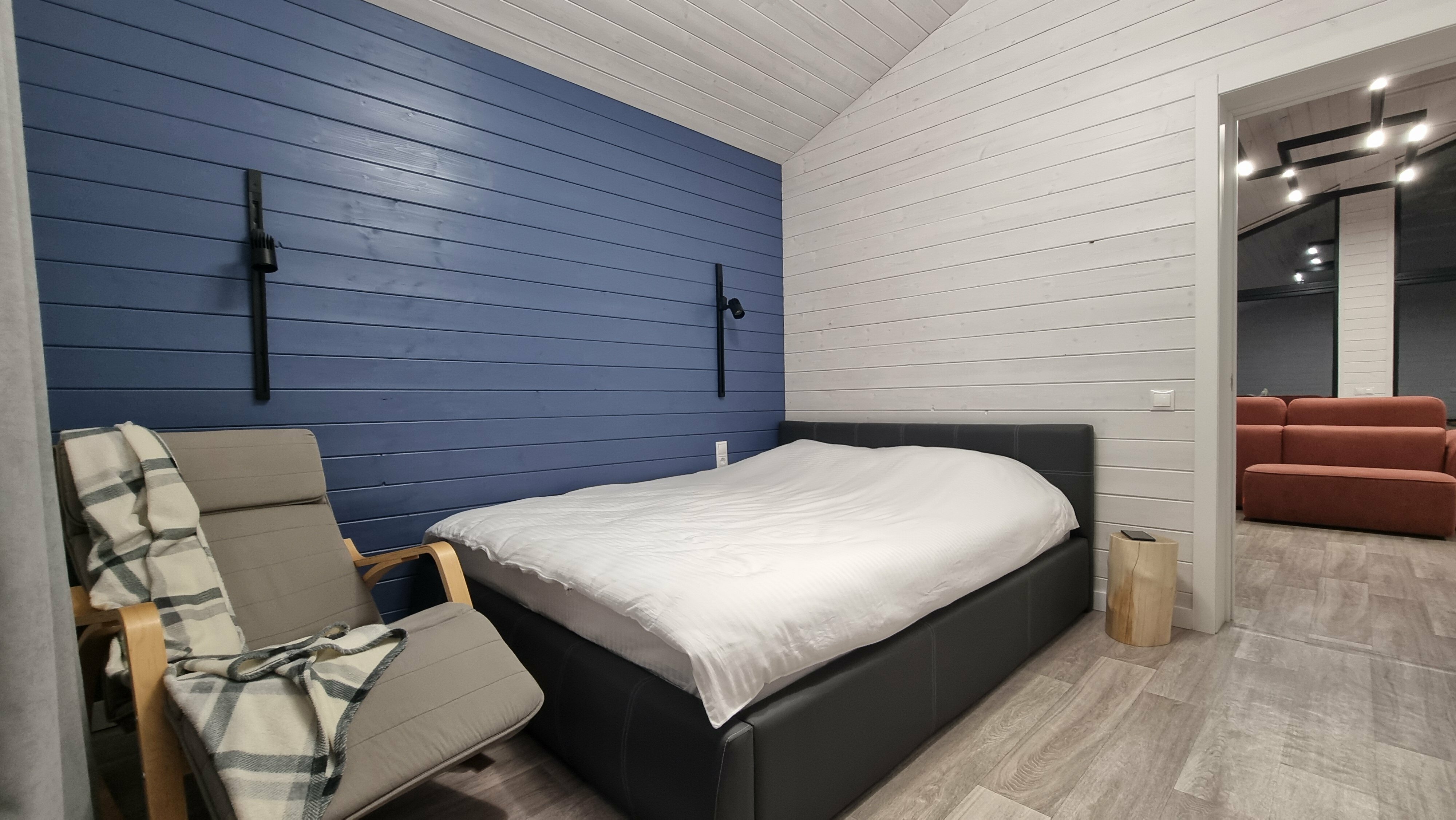 Дом с видом на озеро