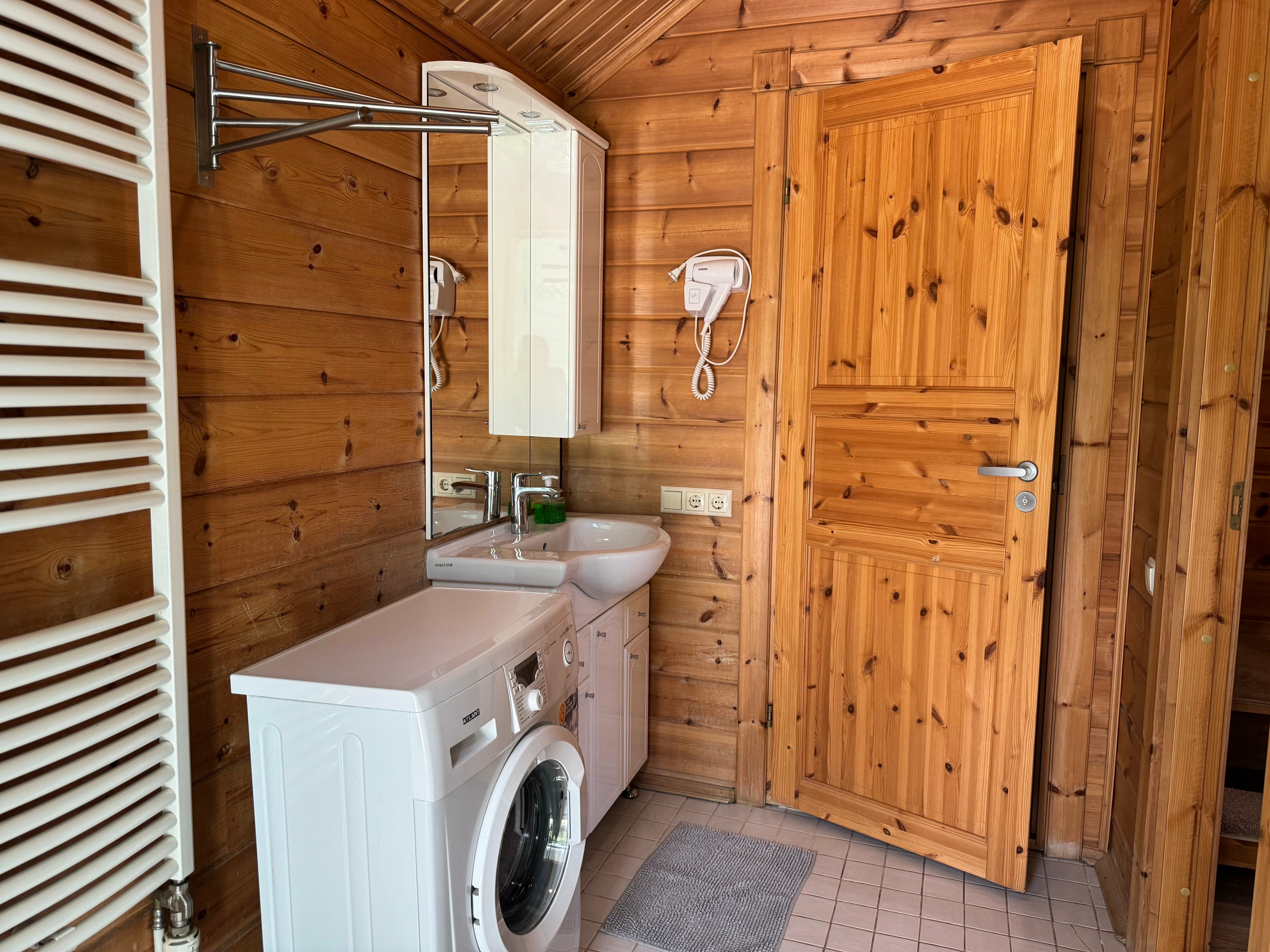 ДОМИКИ ИХОЯРВИ на ЛАДОГЕ (ДОМ №1)