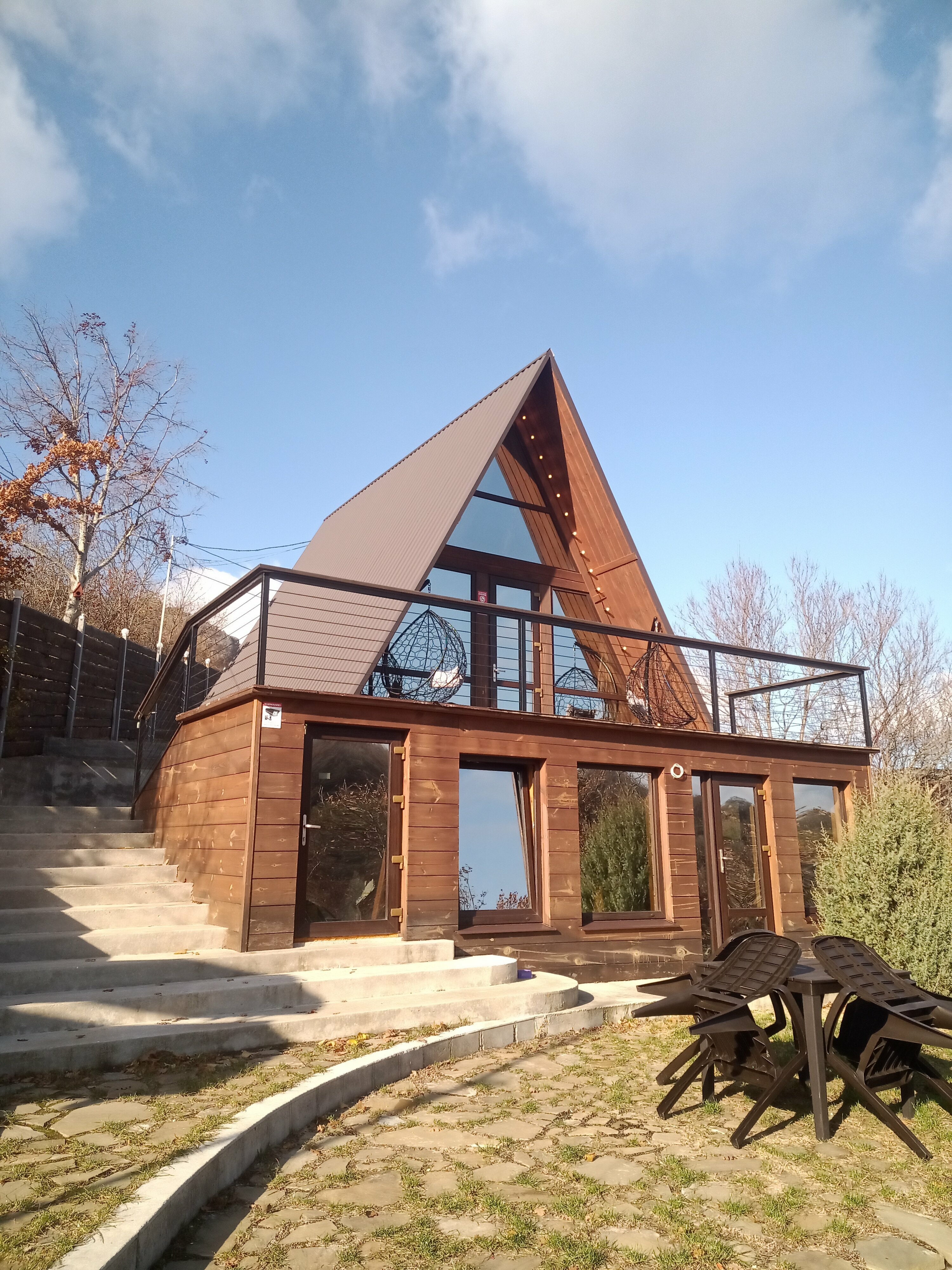 Дом с видом на горы