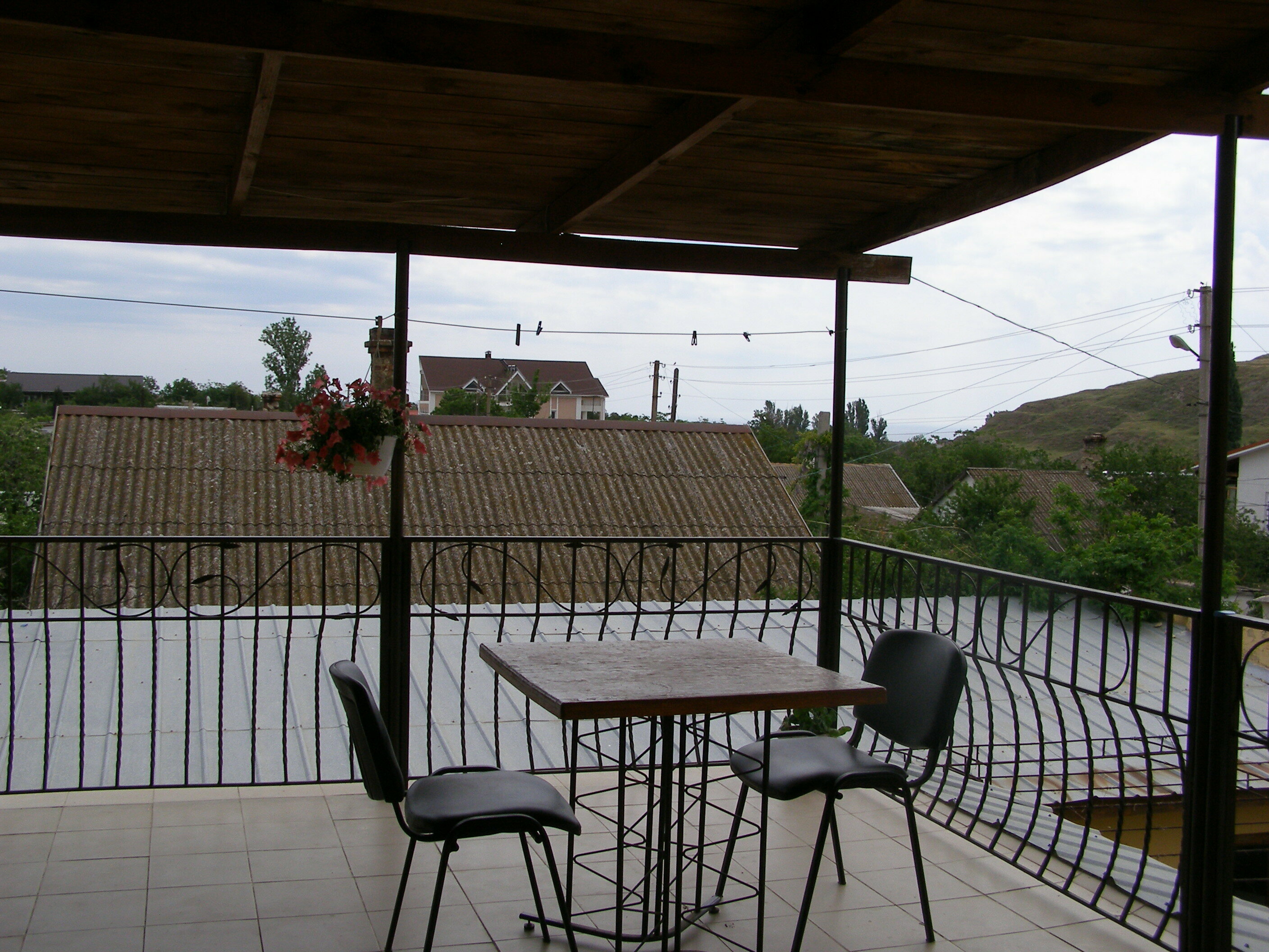 Трехместный номер с балконом