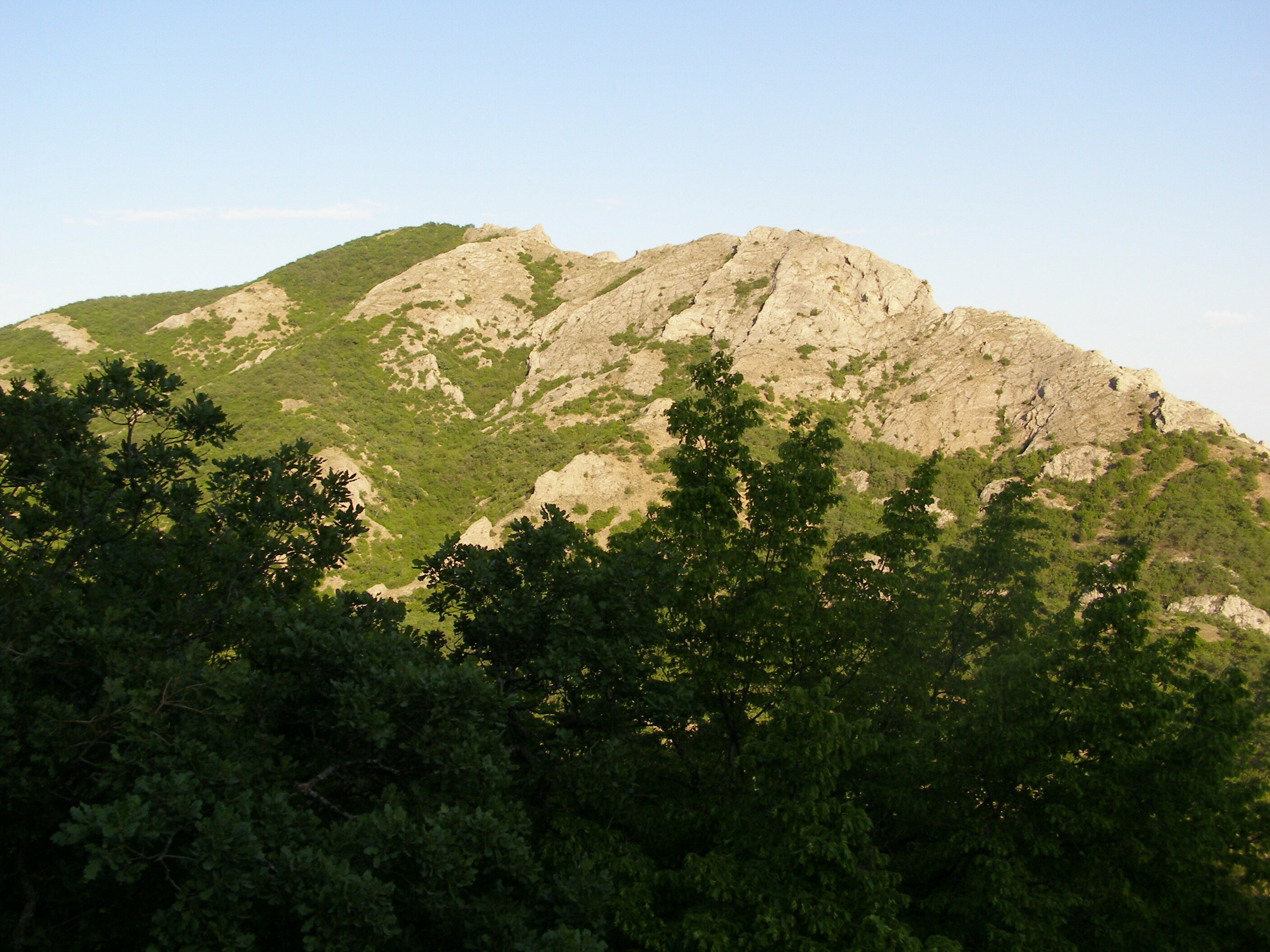 Трехместный номер с балконом