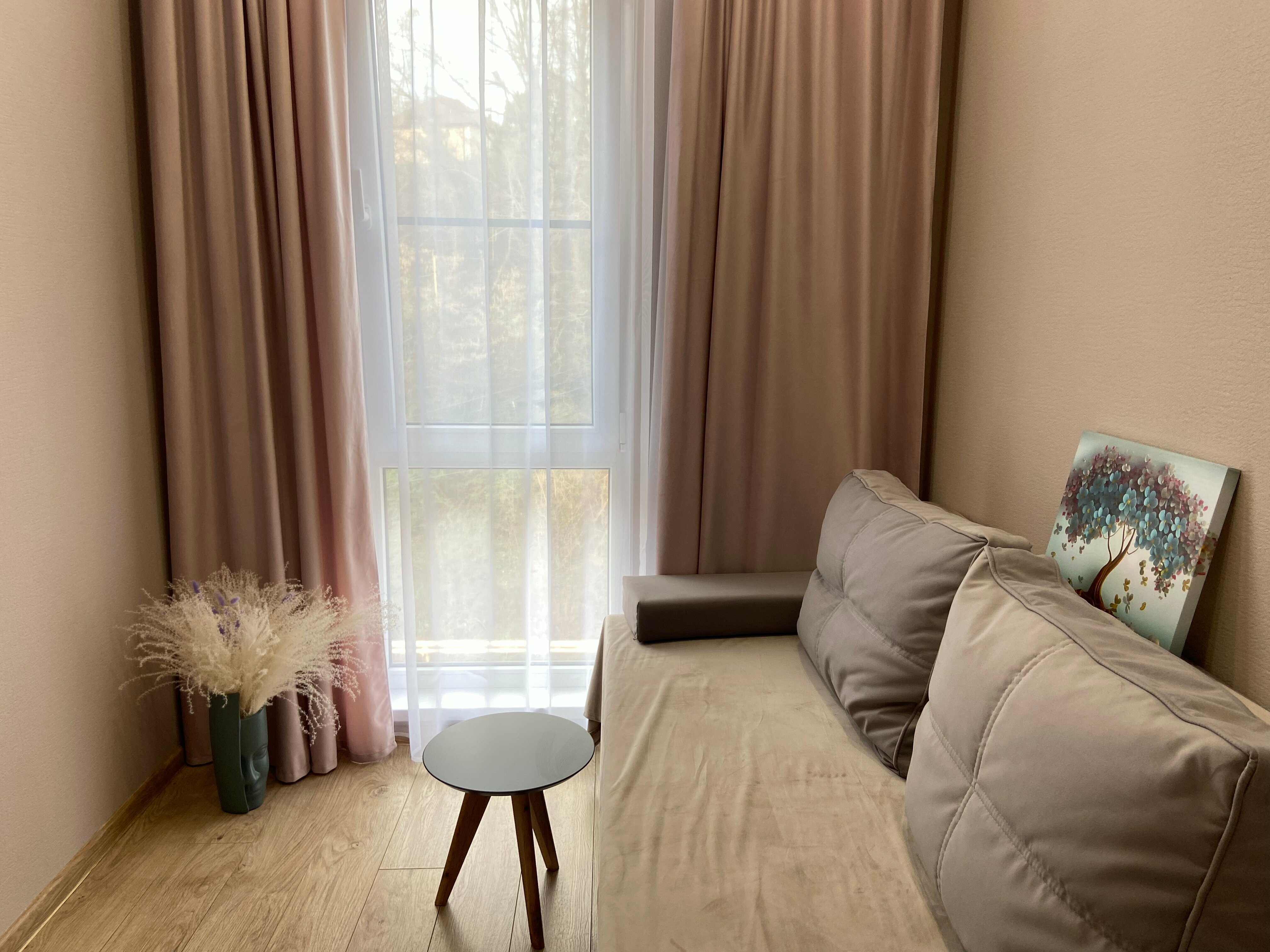 Апартаменты 2-комнатные с балконом