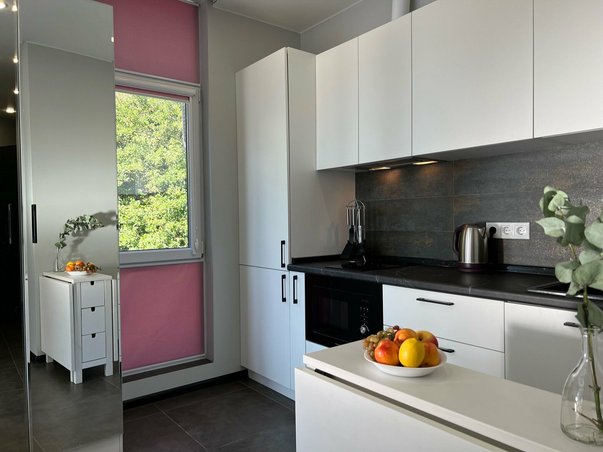 3-х местные апартаменты с балконом в жк c круглогодично подогреваемым бассейном +32 ° "Alicekeys" 14/62