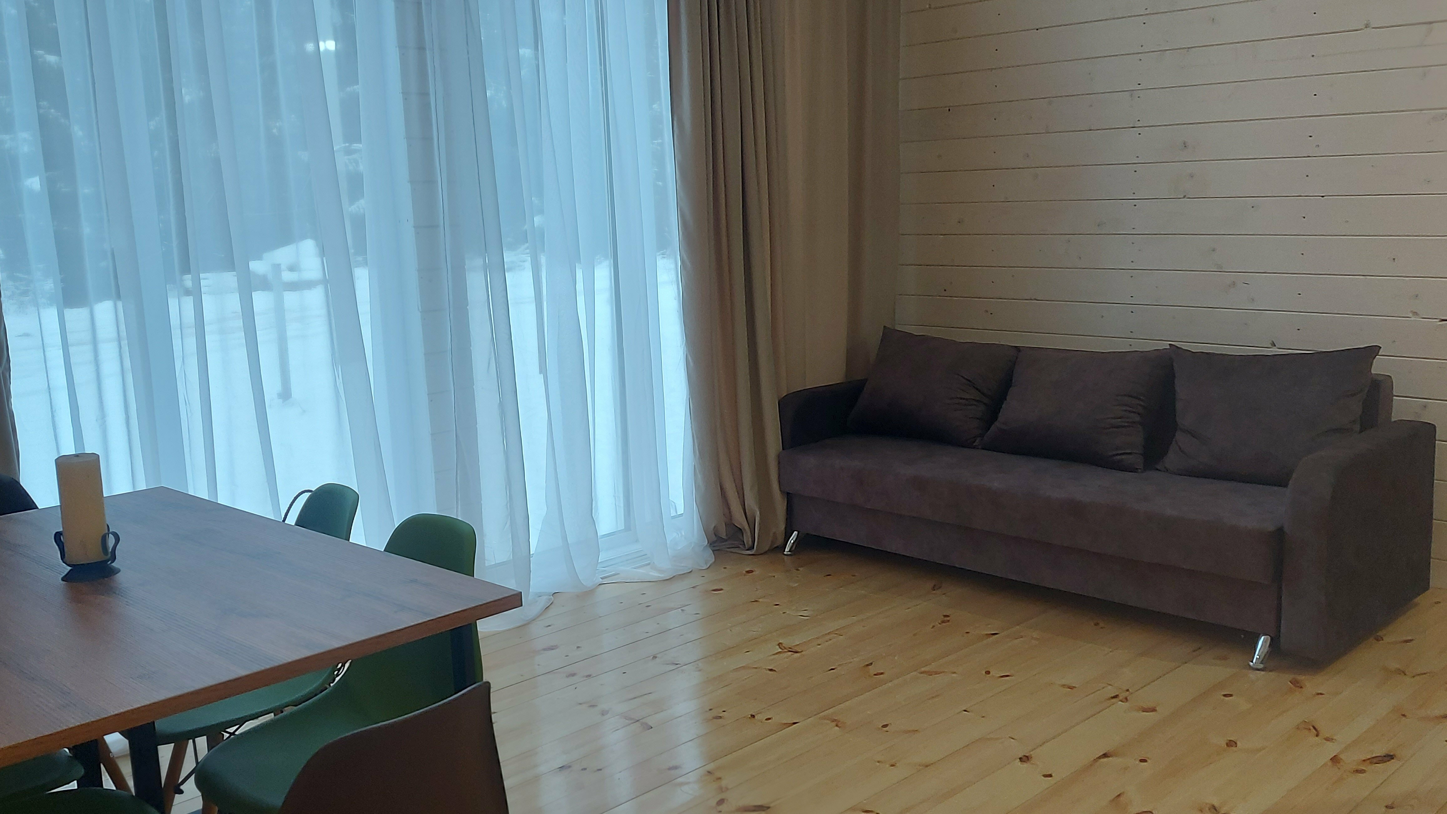 Дом с видом на лес