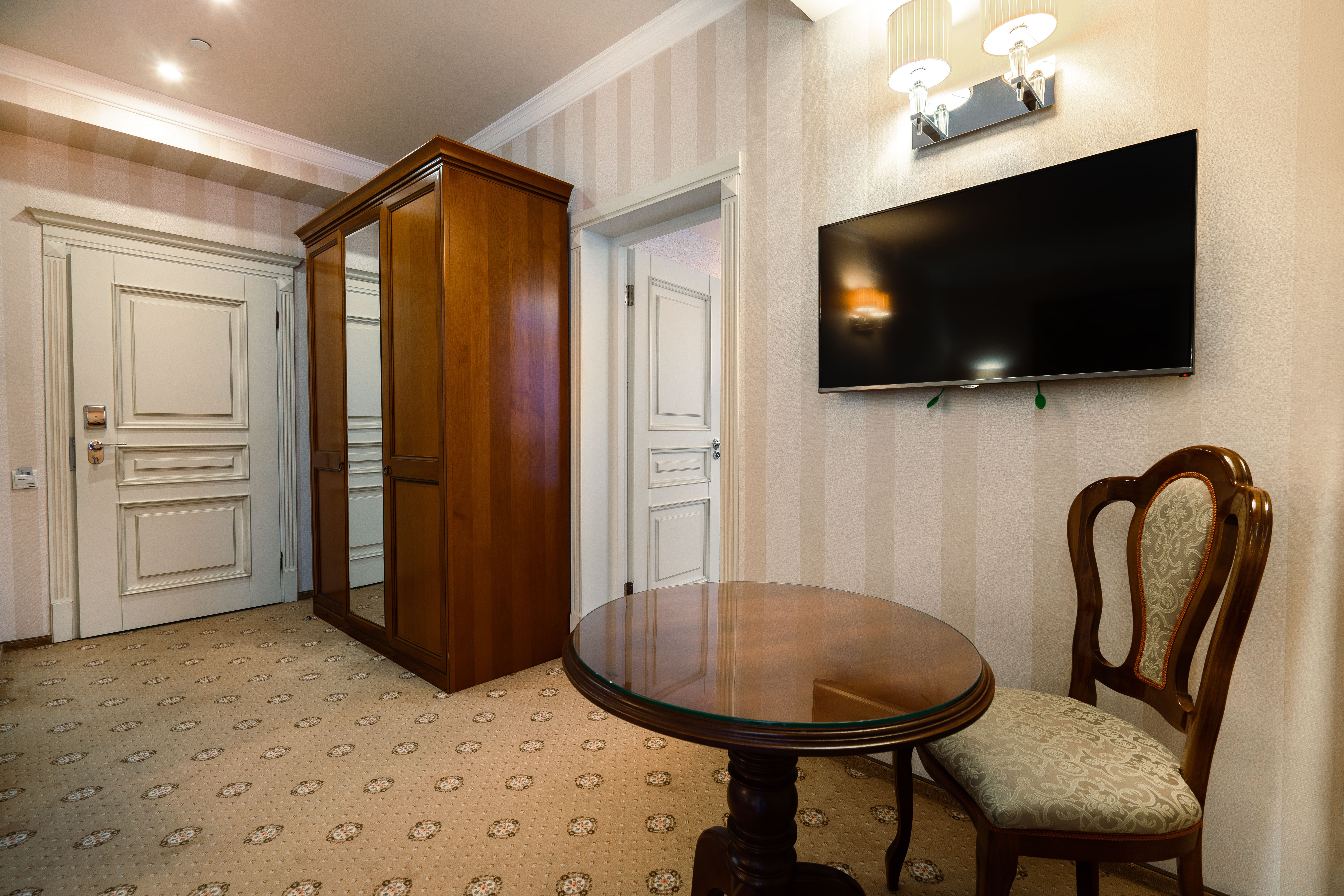 Двухместный номер Делюкс с 1 кроватью и балконом