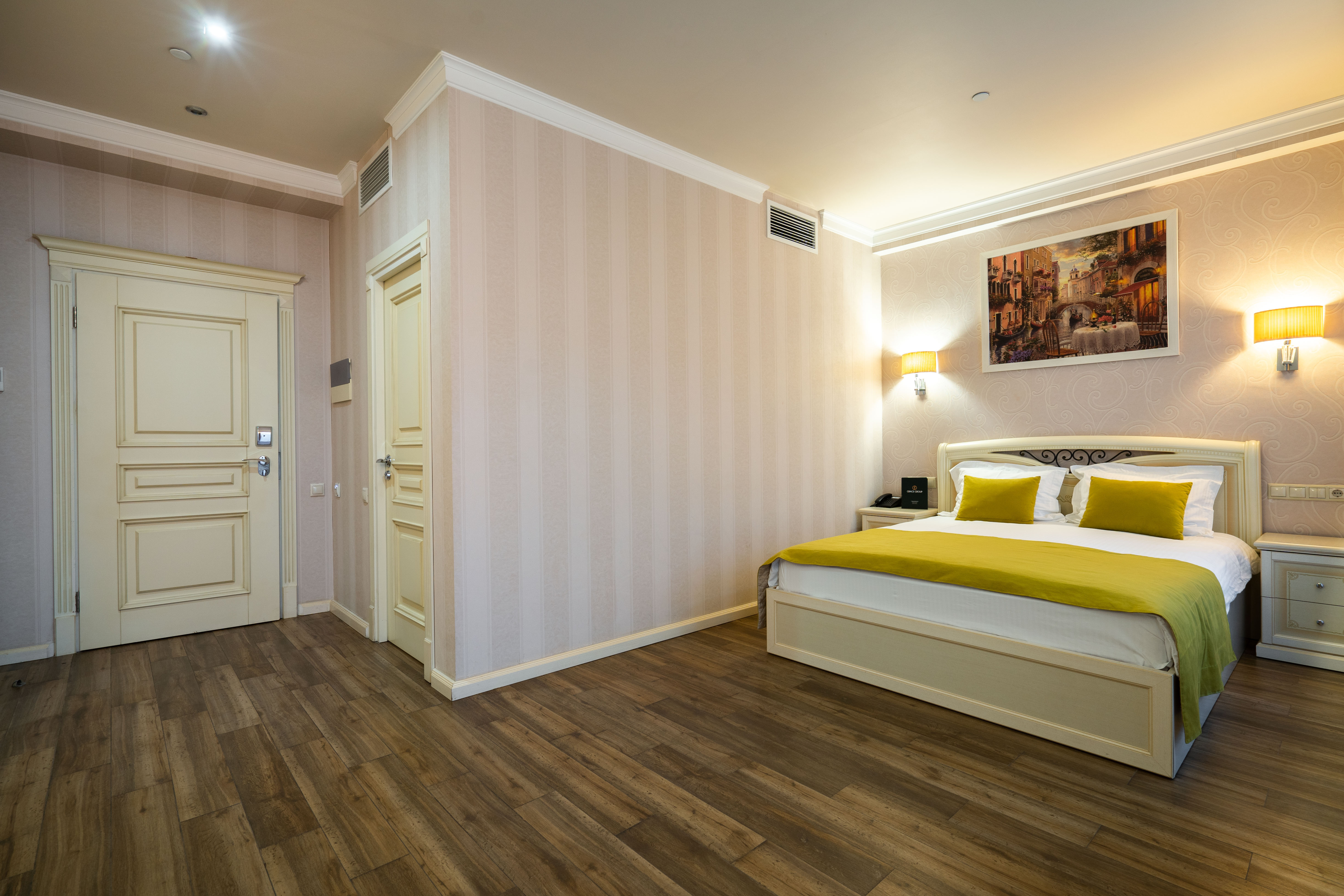 Стандартный двухместный номер с 1 кроватью или 2 отдельными кроватями и балконом