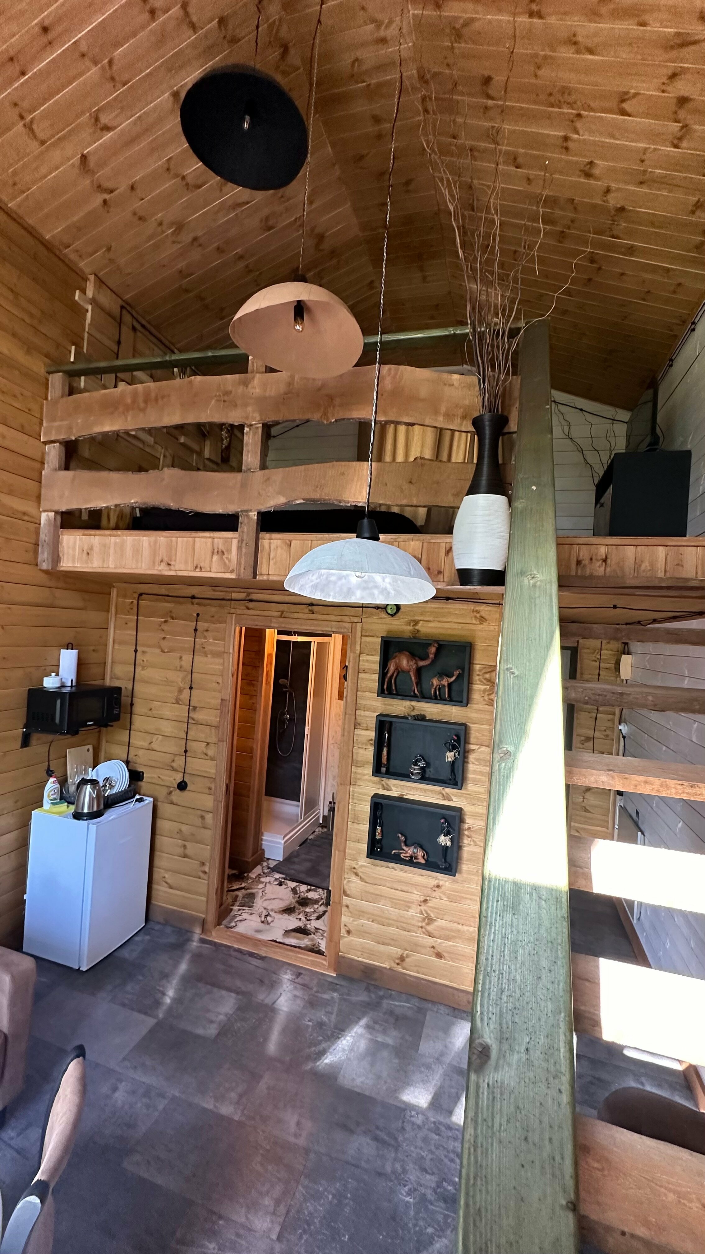 Трехместный номер «Комфорт» с душем