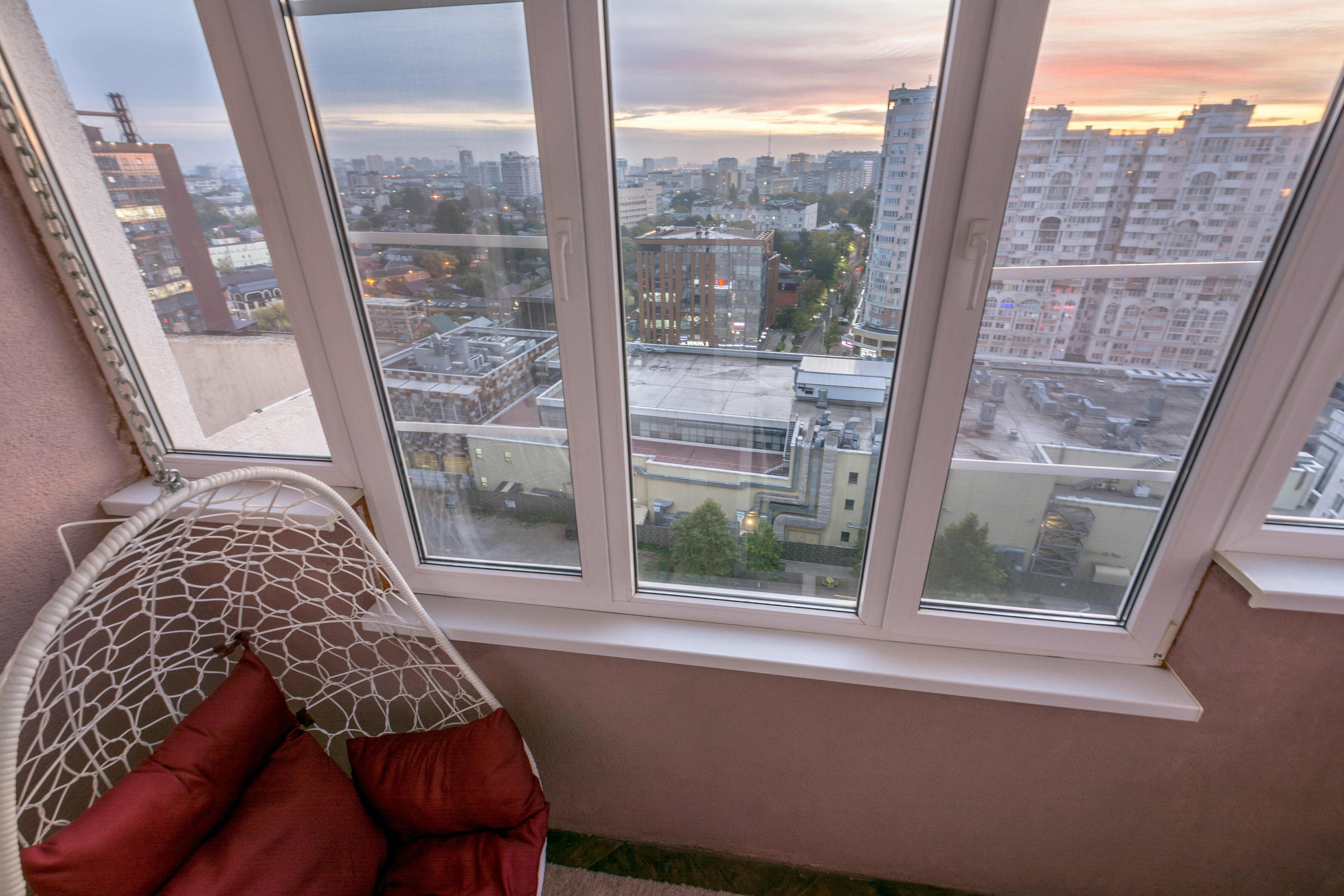 Роскошный двухэтажный пентхаус с финской сауной и двумя спальнями — ЖК «Бригантина», Кубанская набережная, 31/1.