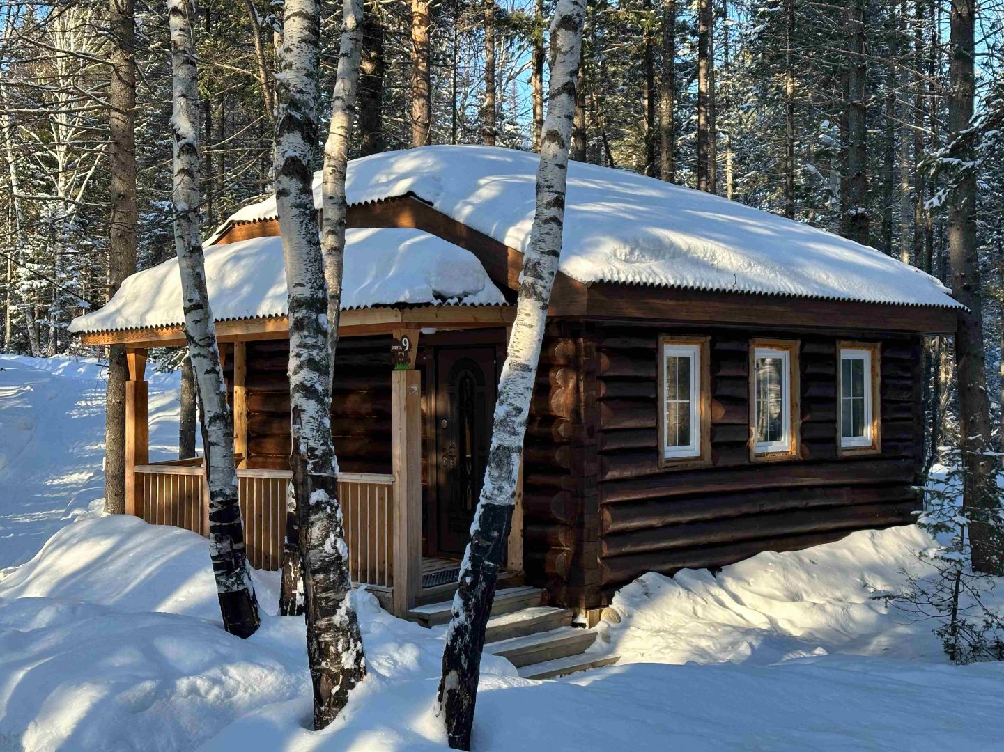 Опята с двумя односпальными кроватями 