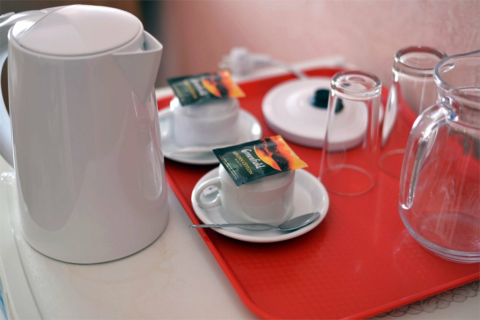 Просторный двухместный номер с 2 отдельными кроватями