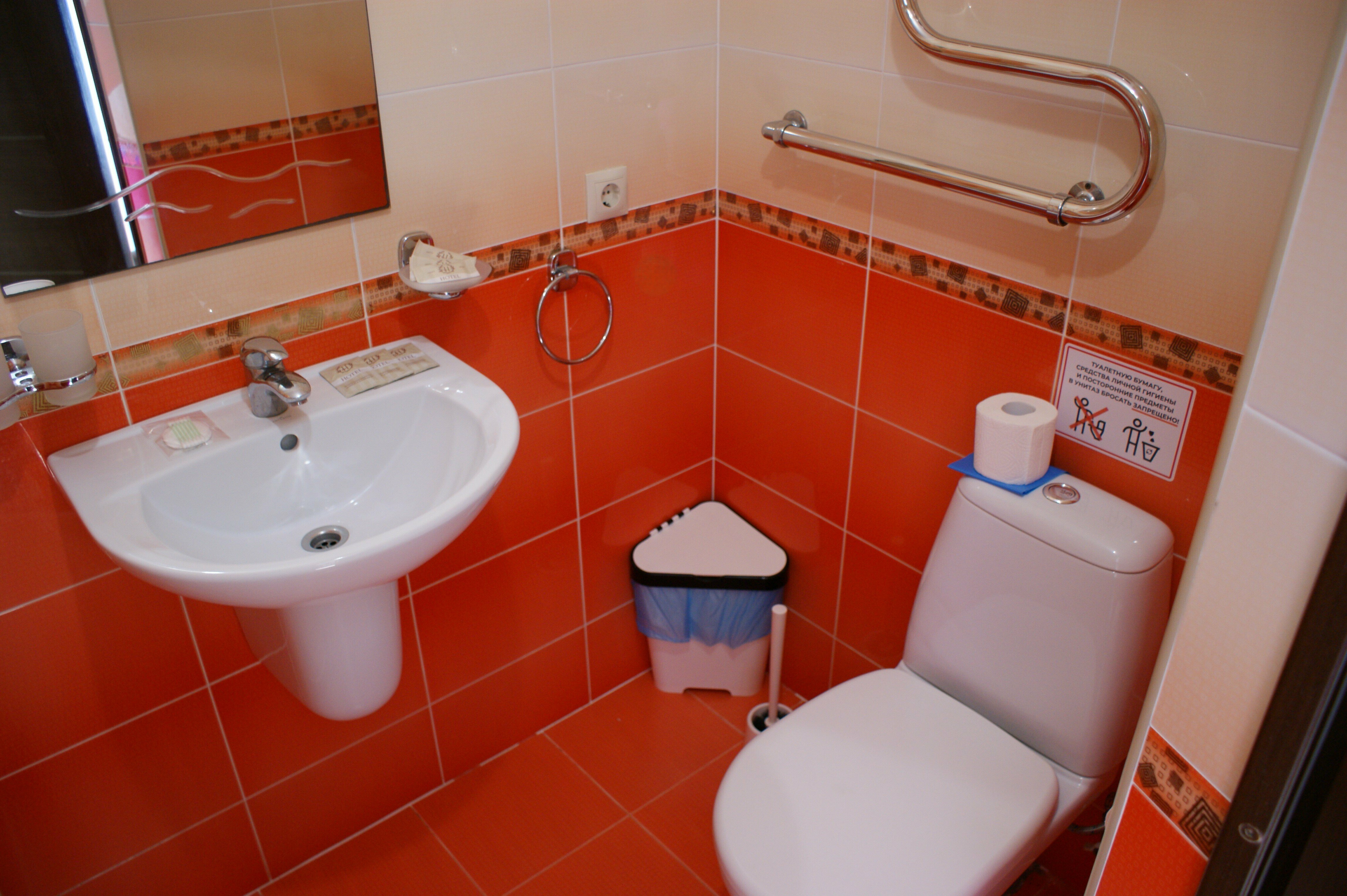 Трехместный номер с террасой