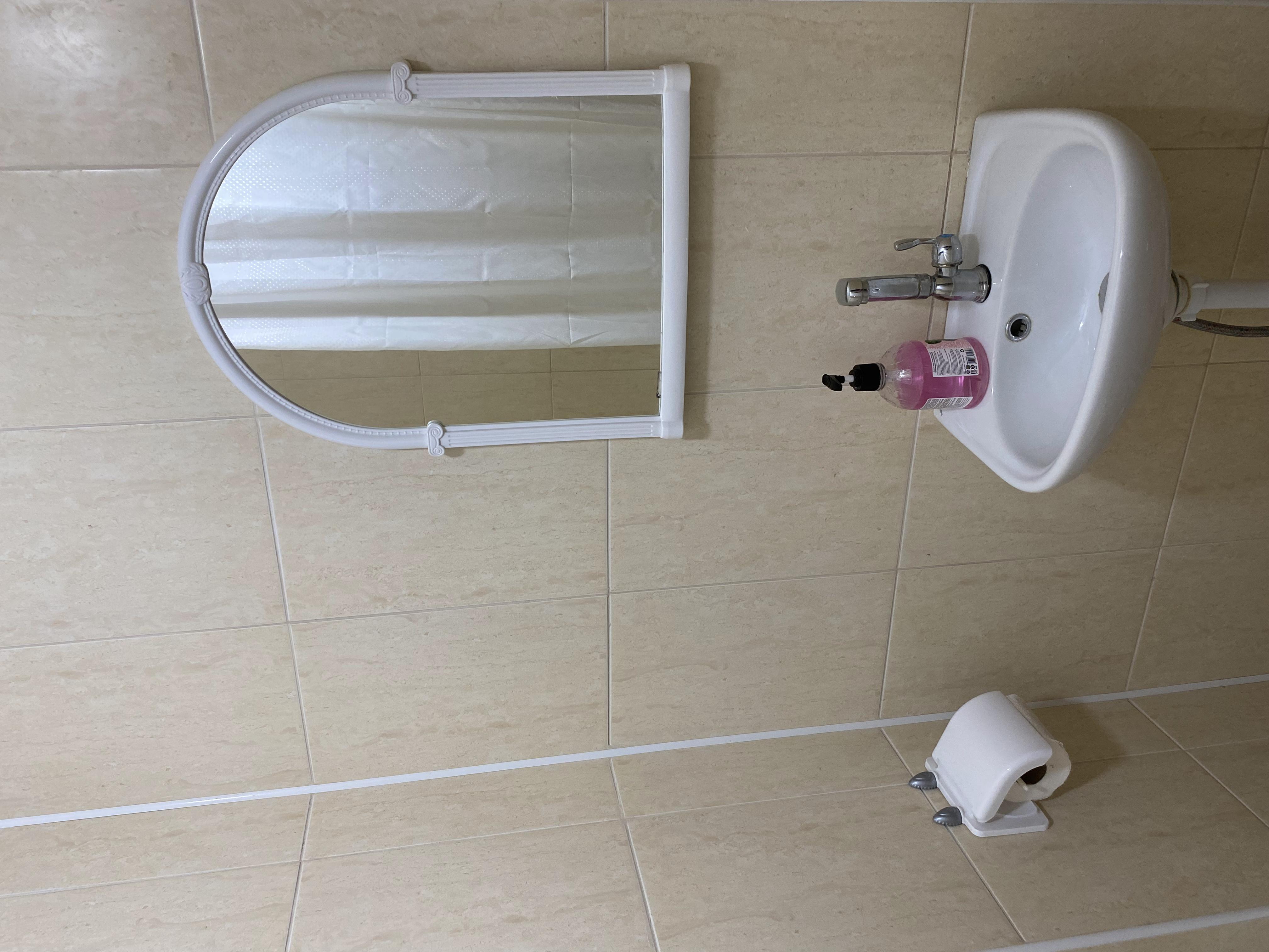 Семейный номер с видом на горы