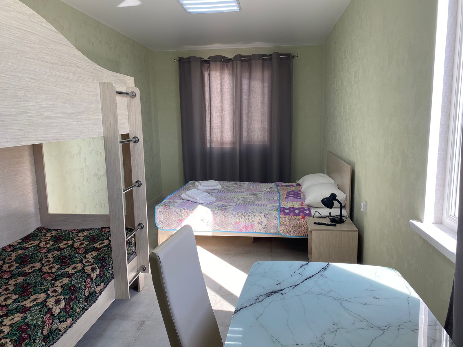 Семейный номер с террасой