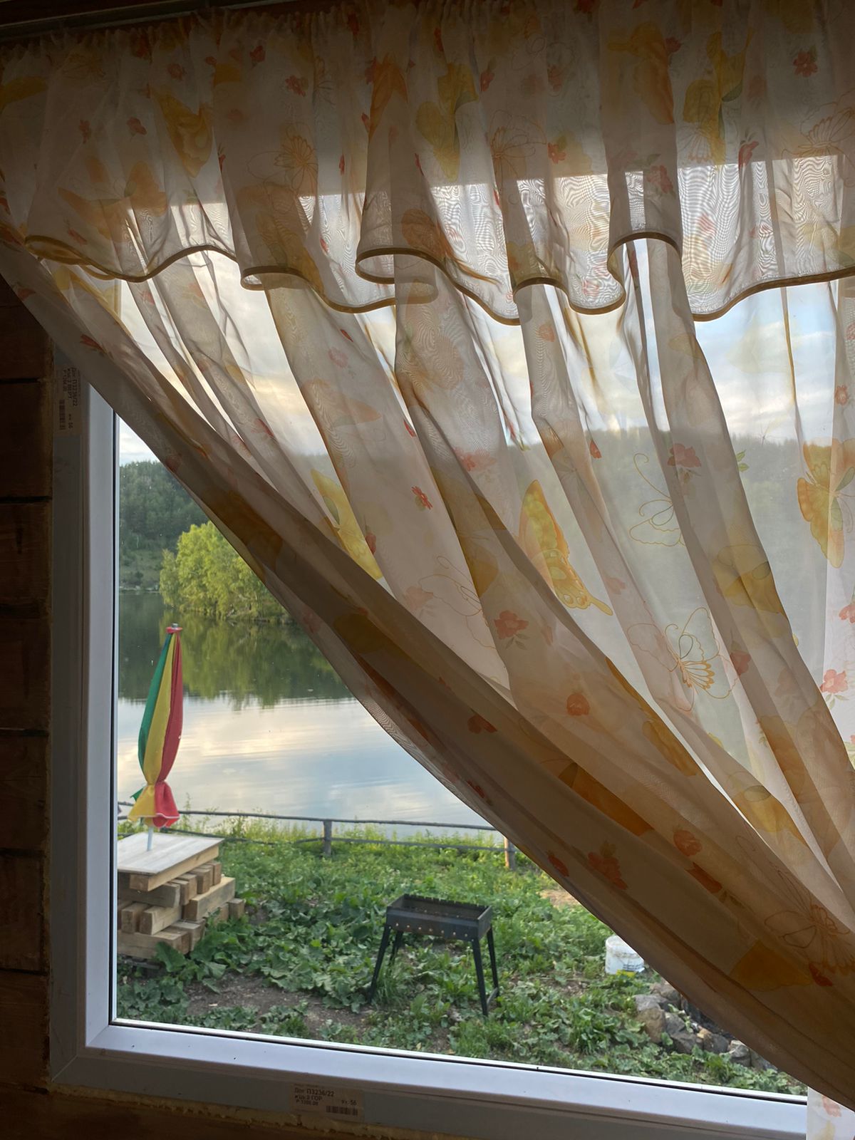 Четырехместный номер с видом на озеро