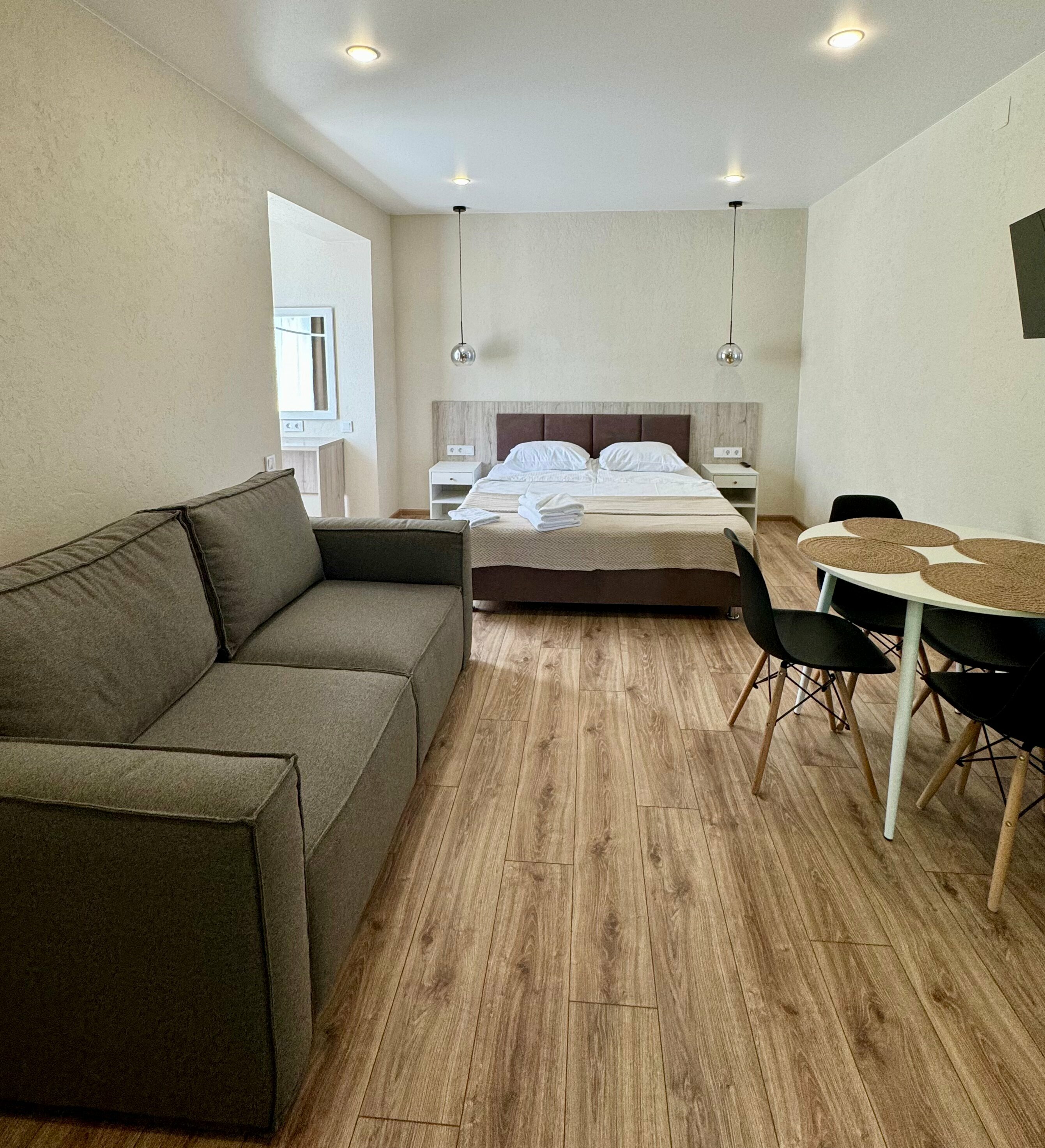 Улучшенный четырехместный номер