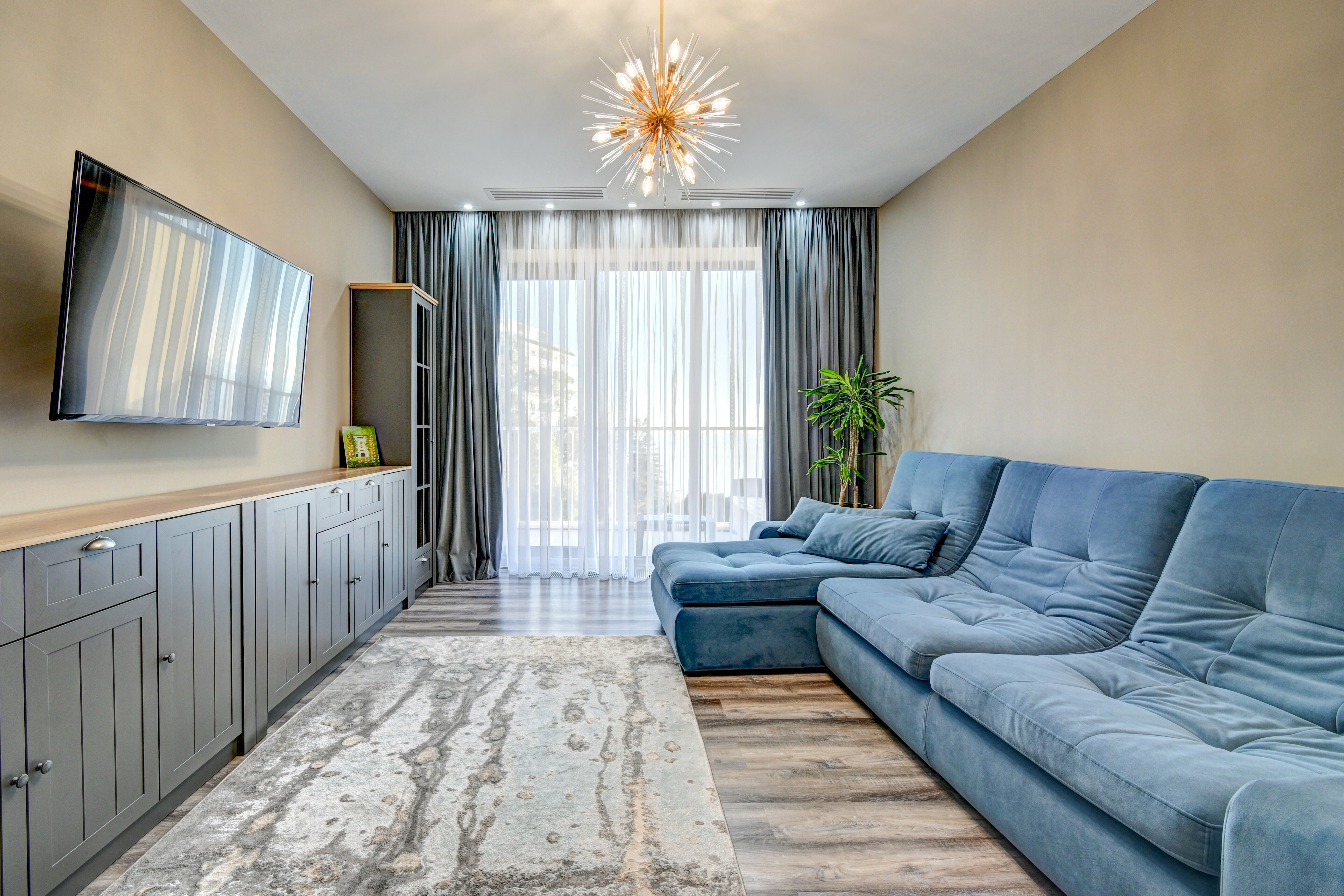 Семейный номер с видом на море