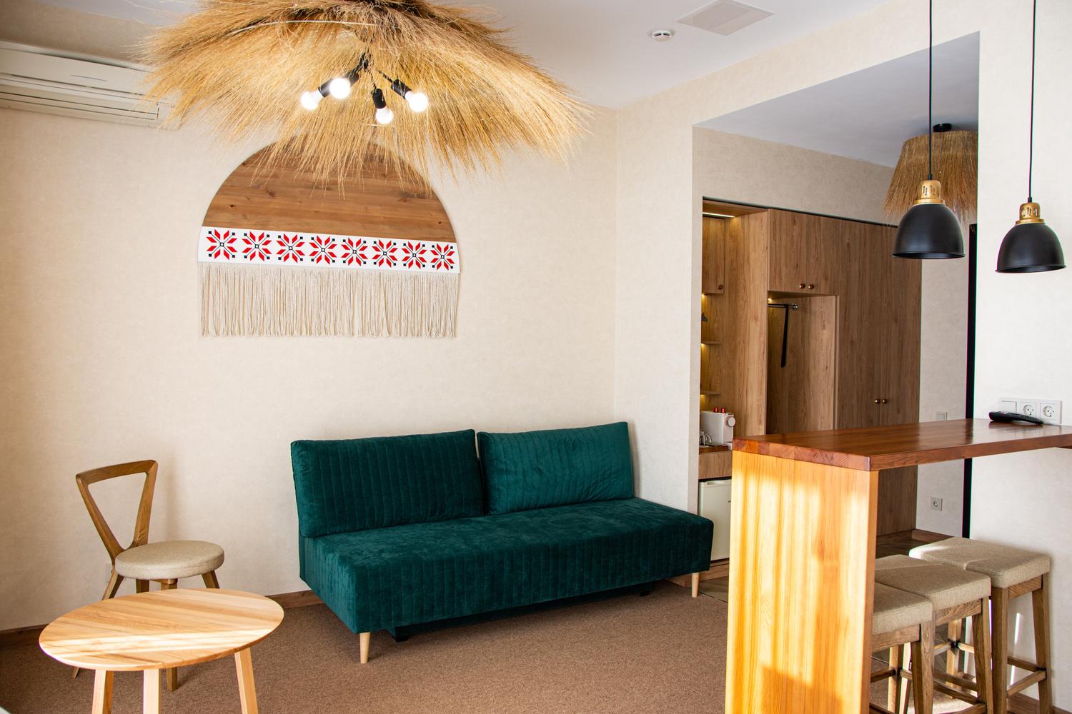 Четырехместный номер с балконом