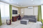 Четырехместный номер с балконом в Marine Palace