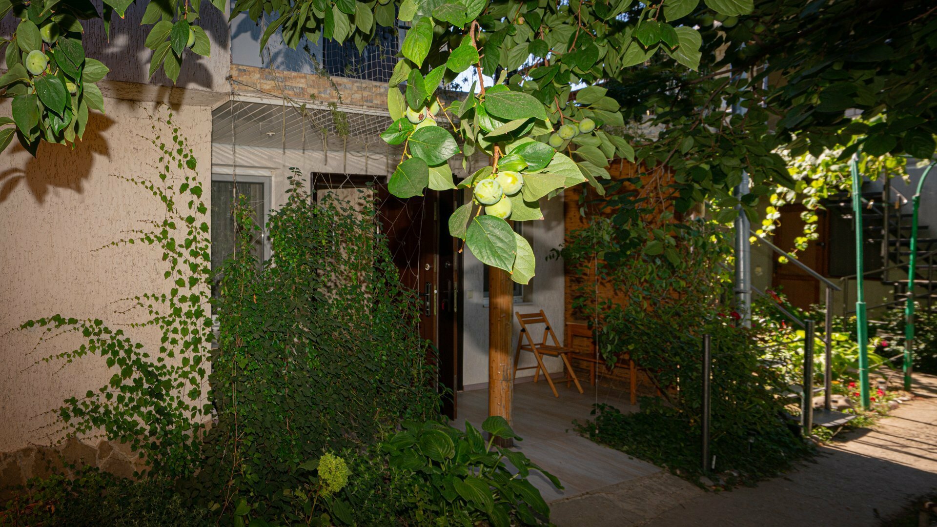 Двухместный номер эконом-класса с 2 отдельными кроватями