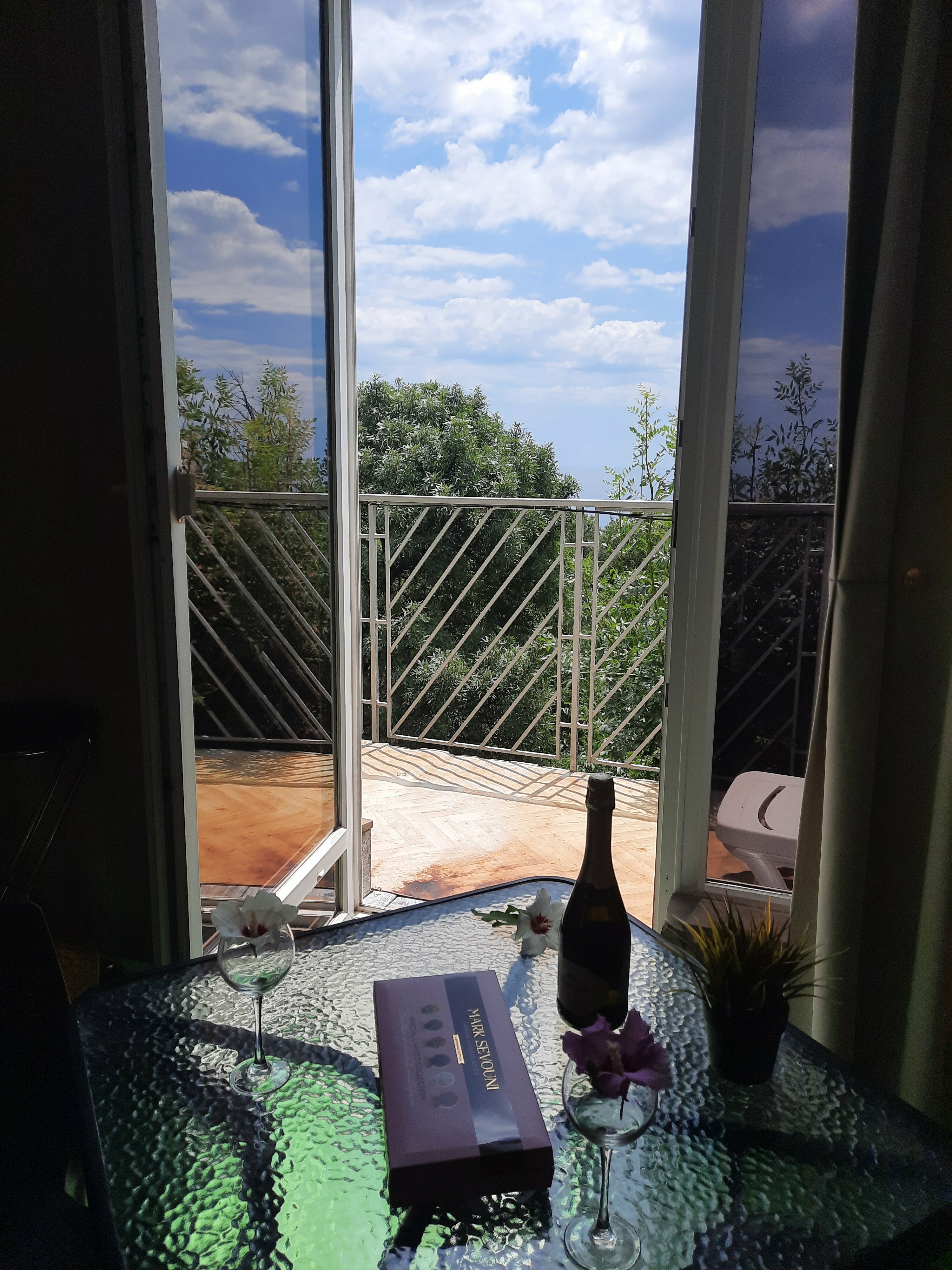 Апартаменты с видом на море