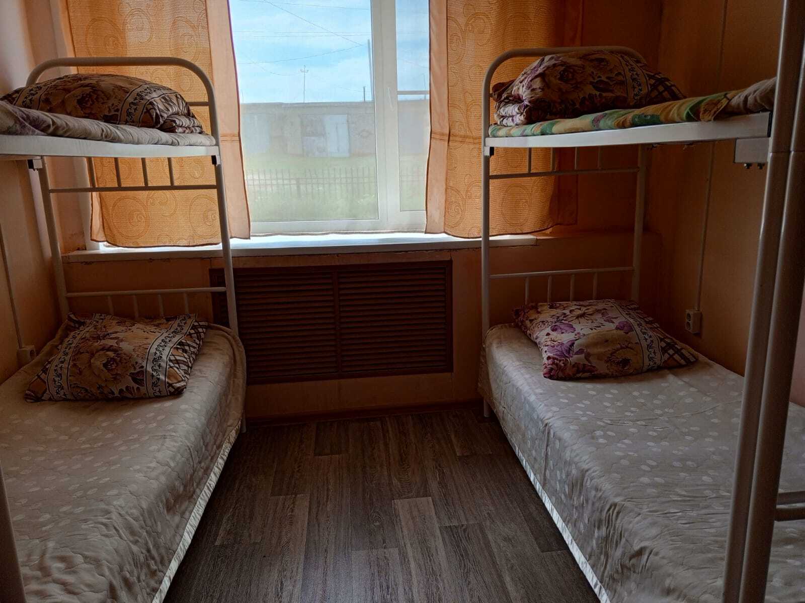 Кровать в общем 8-местном номере