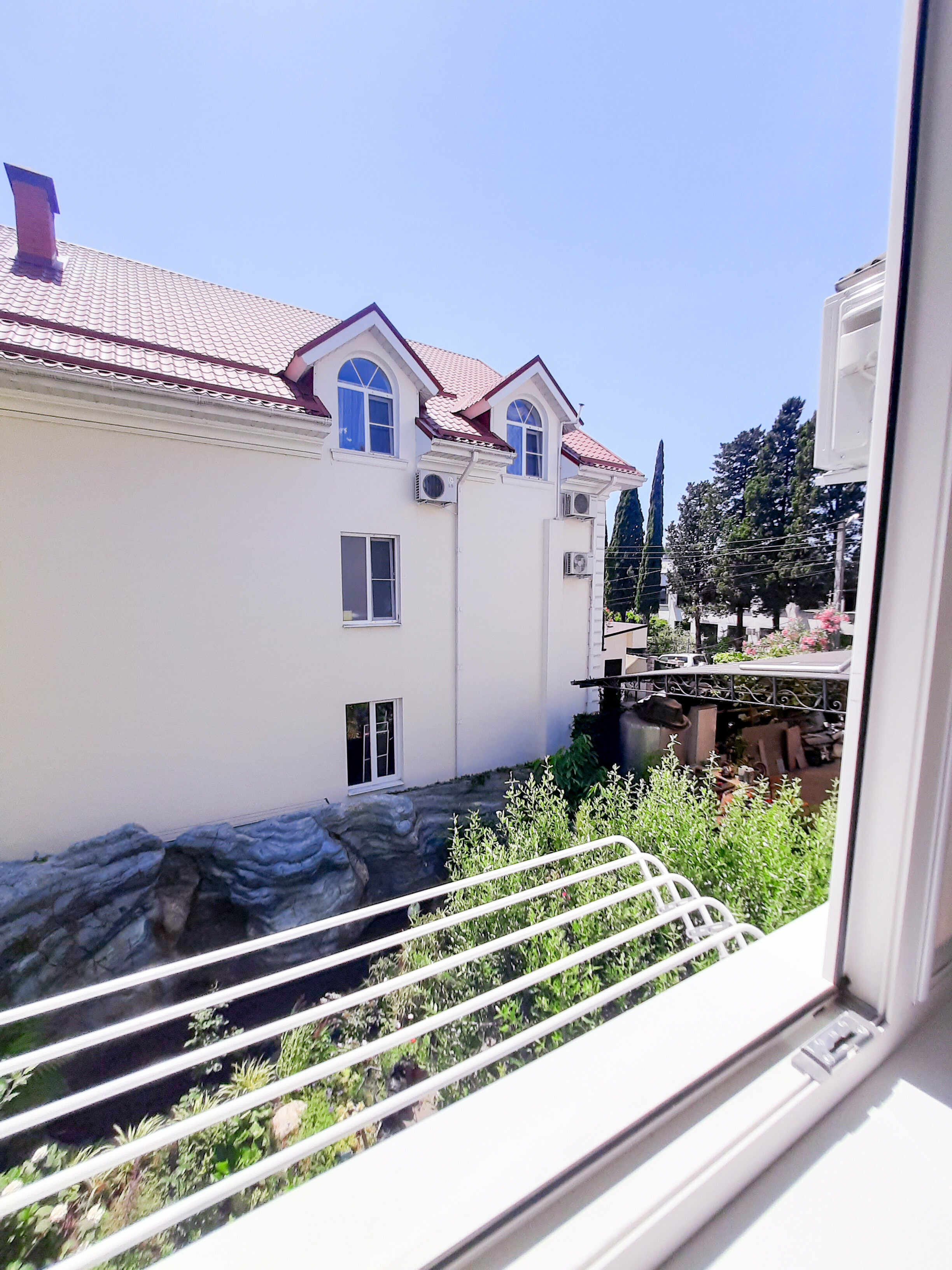 Номер-студия с диваном-кроватью