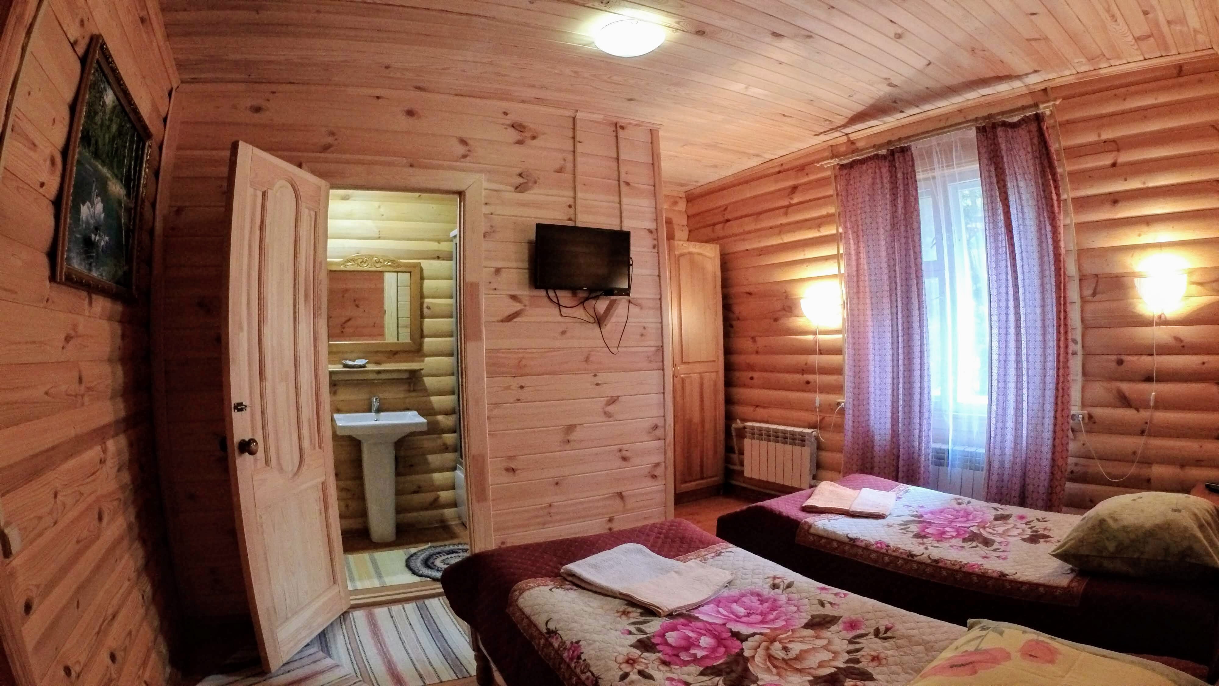 Двухместный номер с 2 отдельными кроватями и ванной