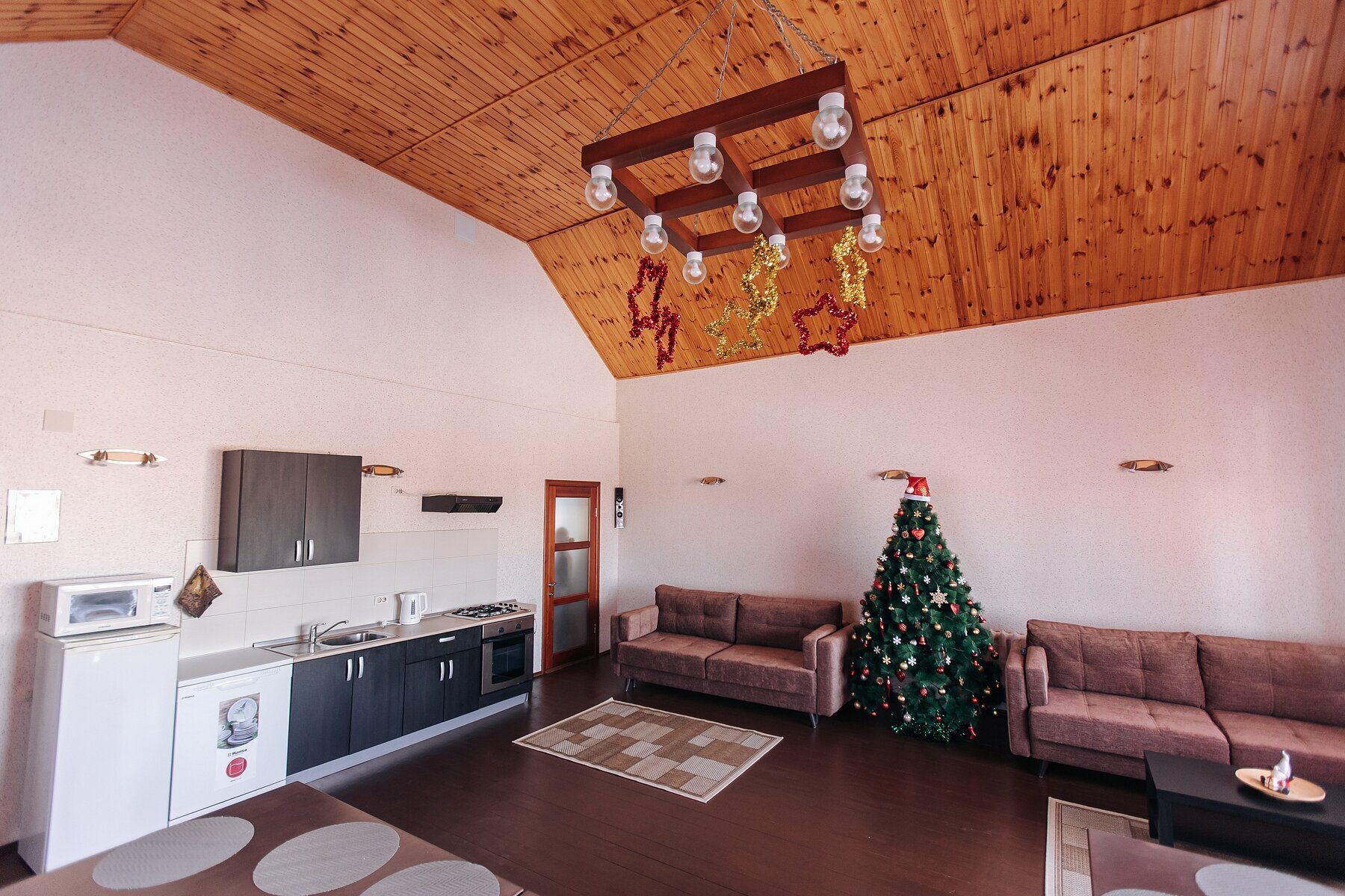 Дом с видом на озеро