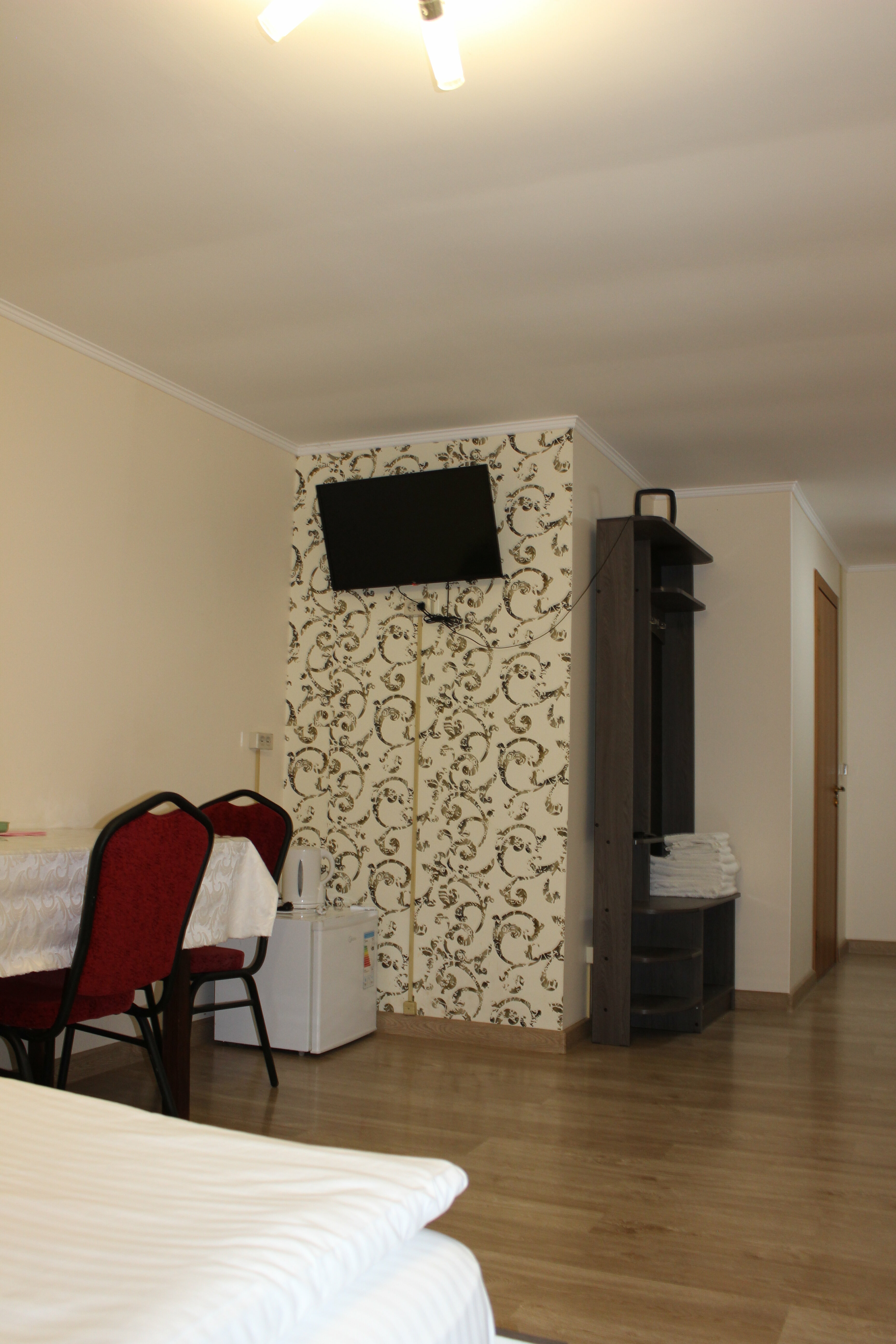 Cемейный номер с собственной ванной комнатой