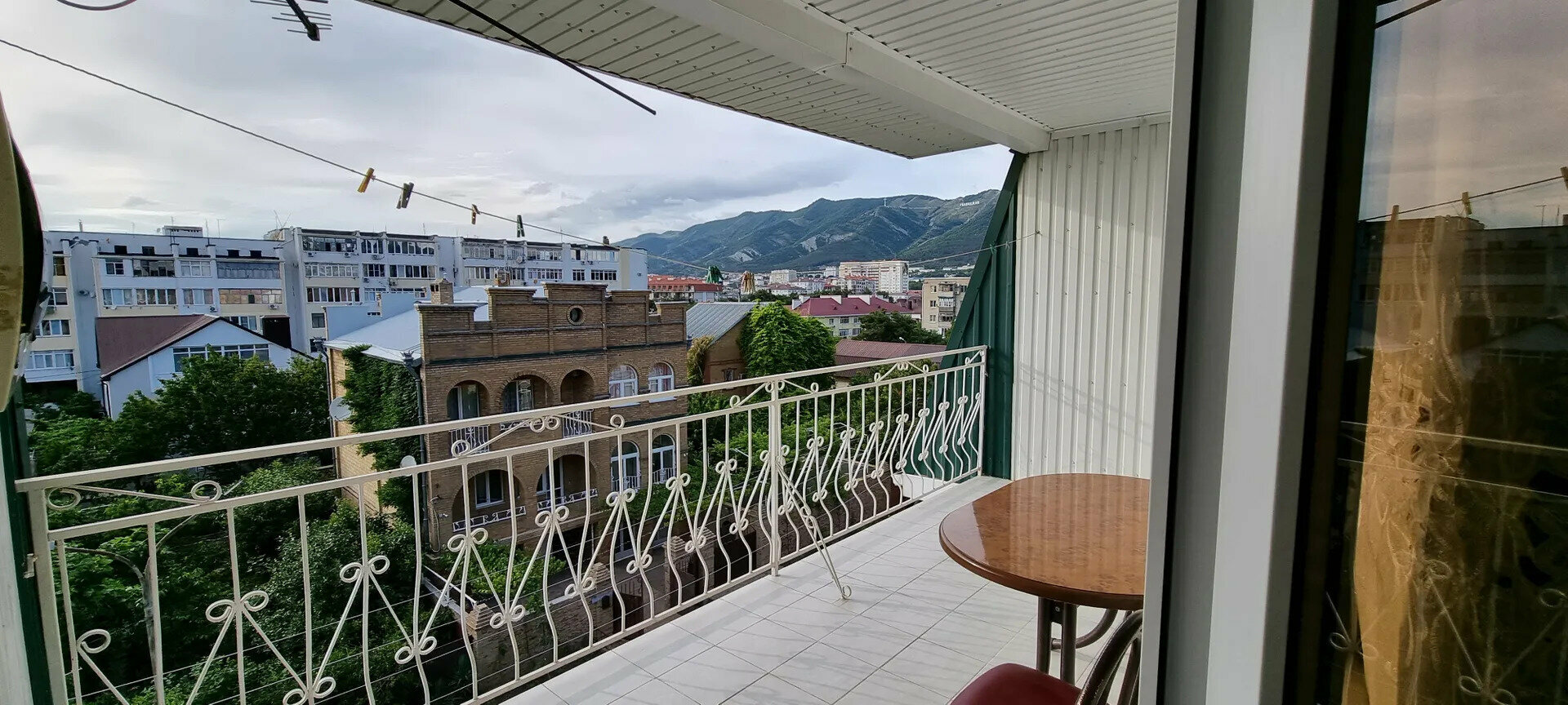 Двухместный номер с 1 кроватью или 2 отдельными кроватями, вид на горы