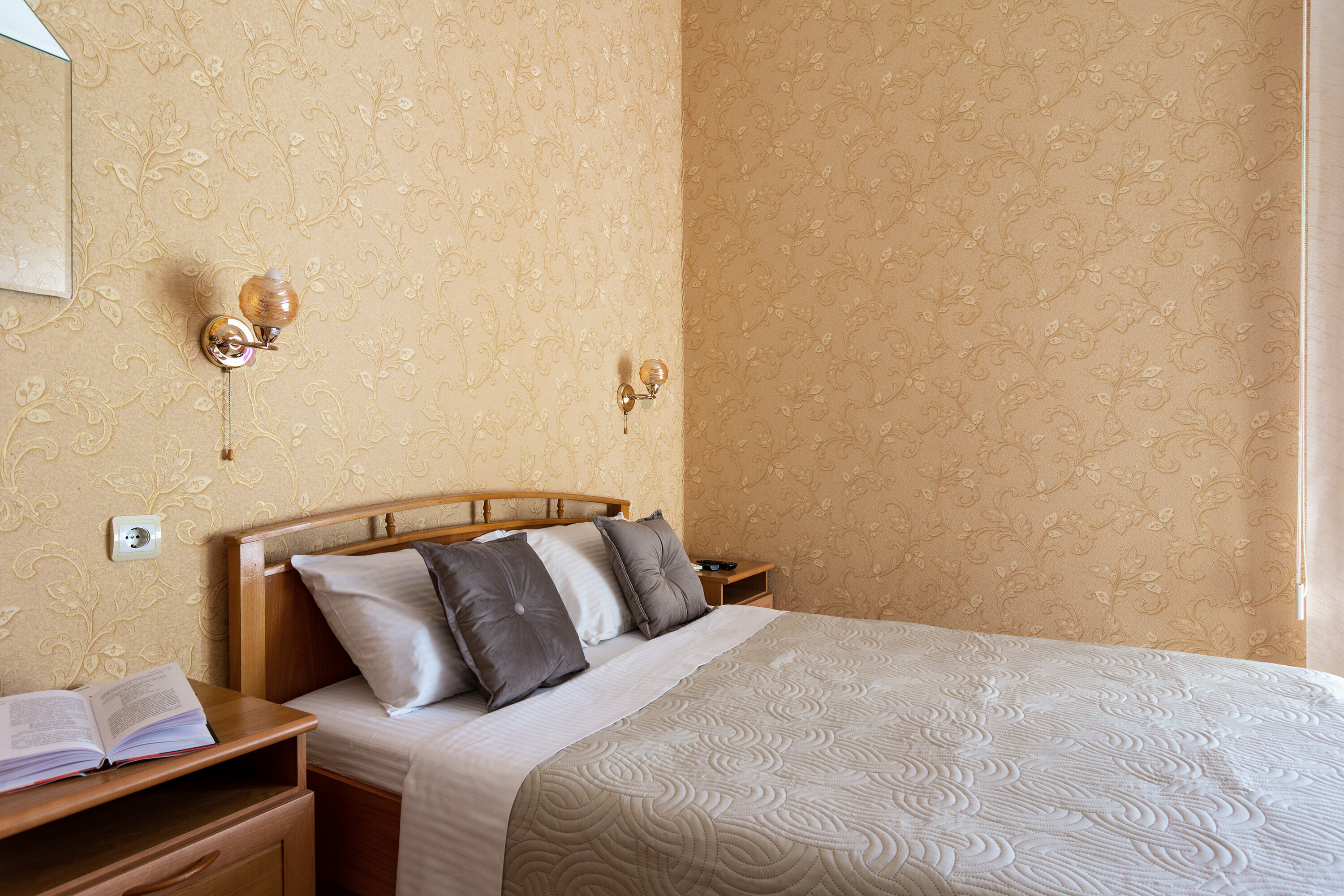 Трехместный номер с балконом