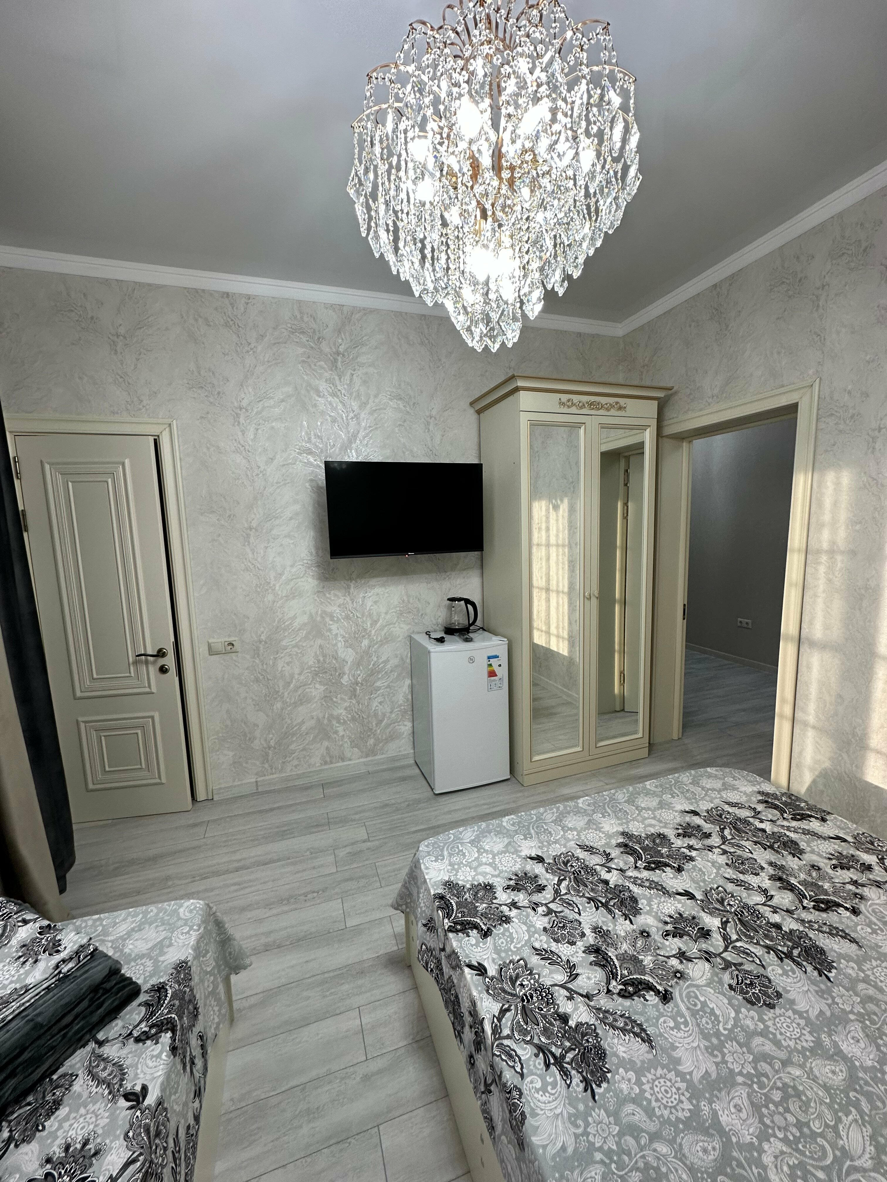 Улучшенный трехместный номер