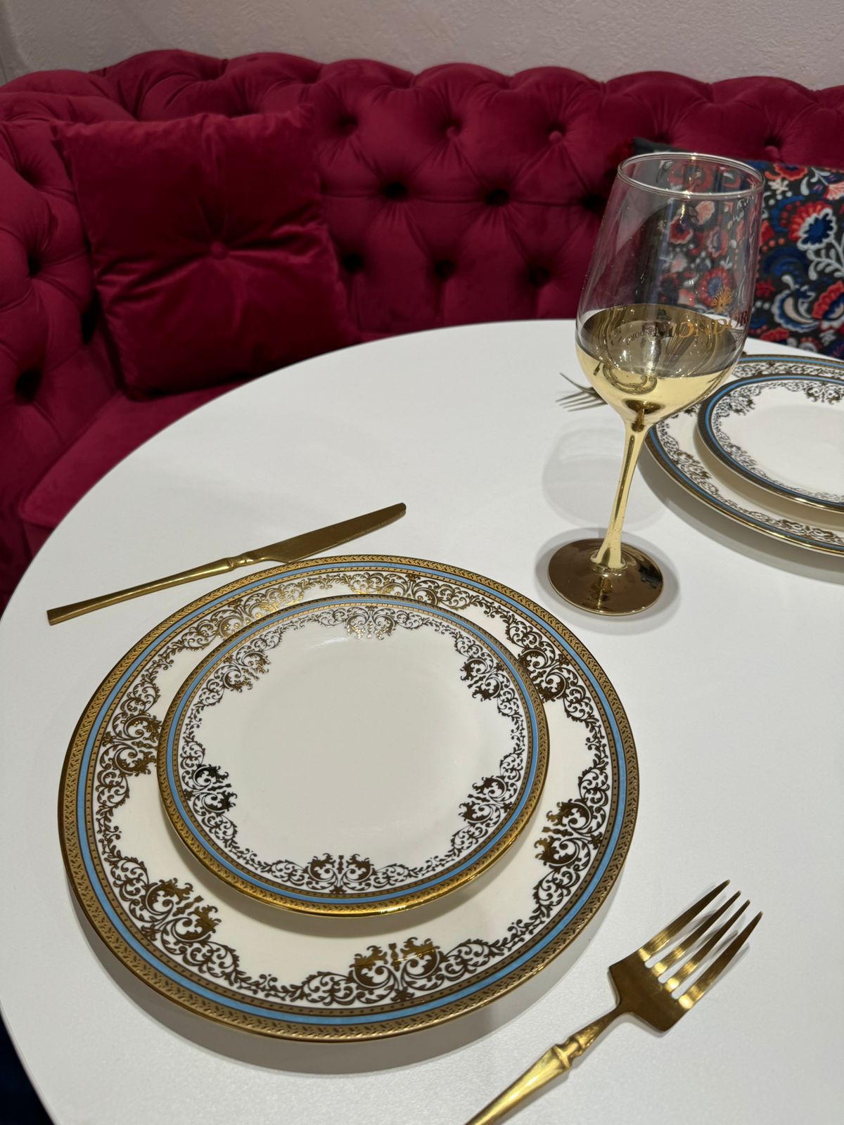 Улучшенный номер с кроватью размера «king-size»