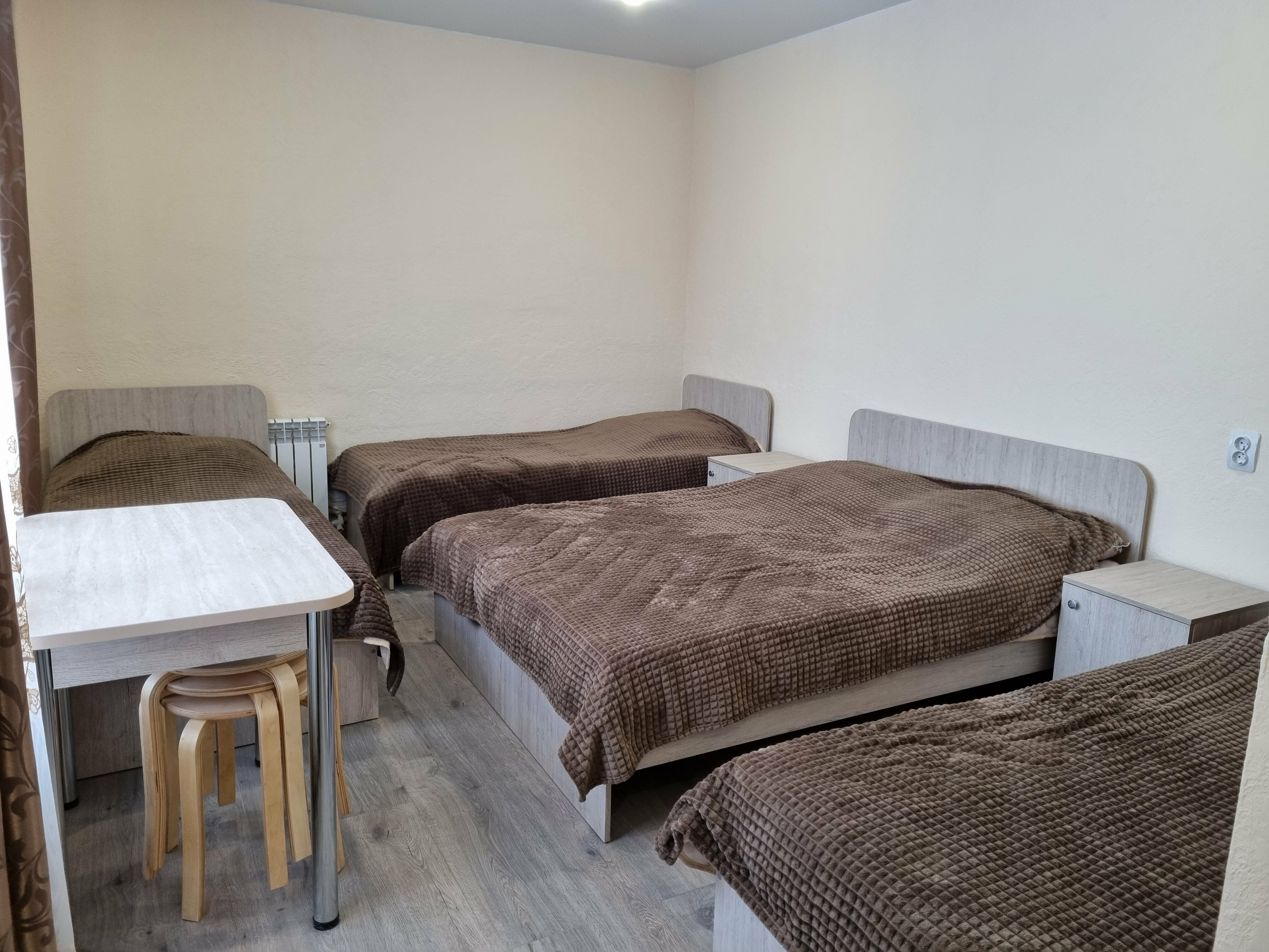 Cемейный номер с собственной ванной комнатой