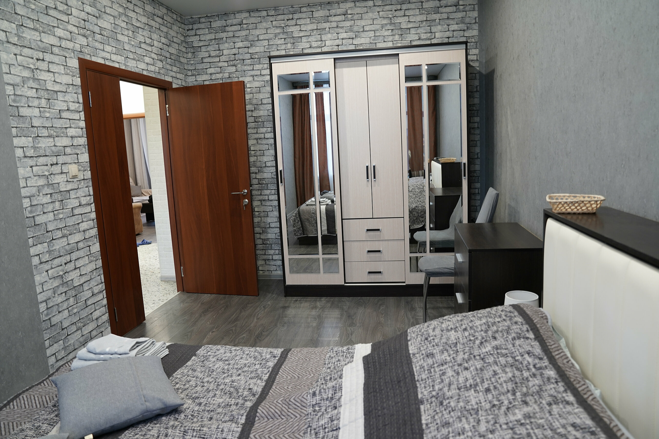 Cемейный номер с собственной ванной комнатой