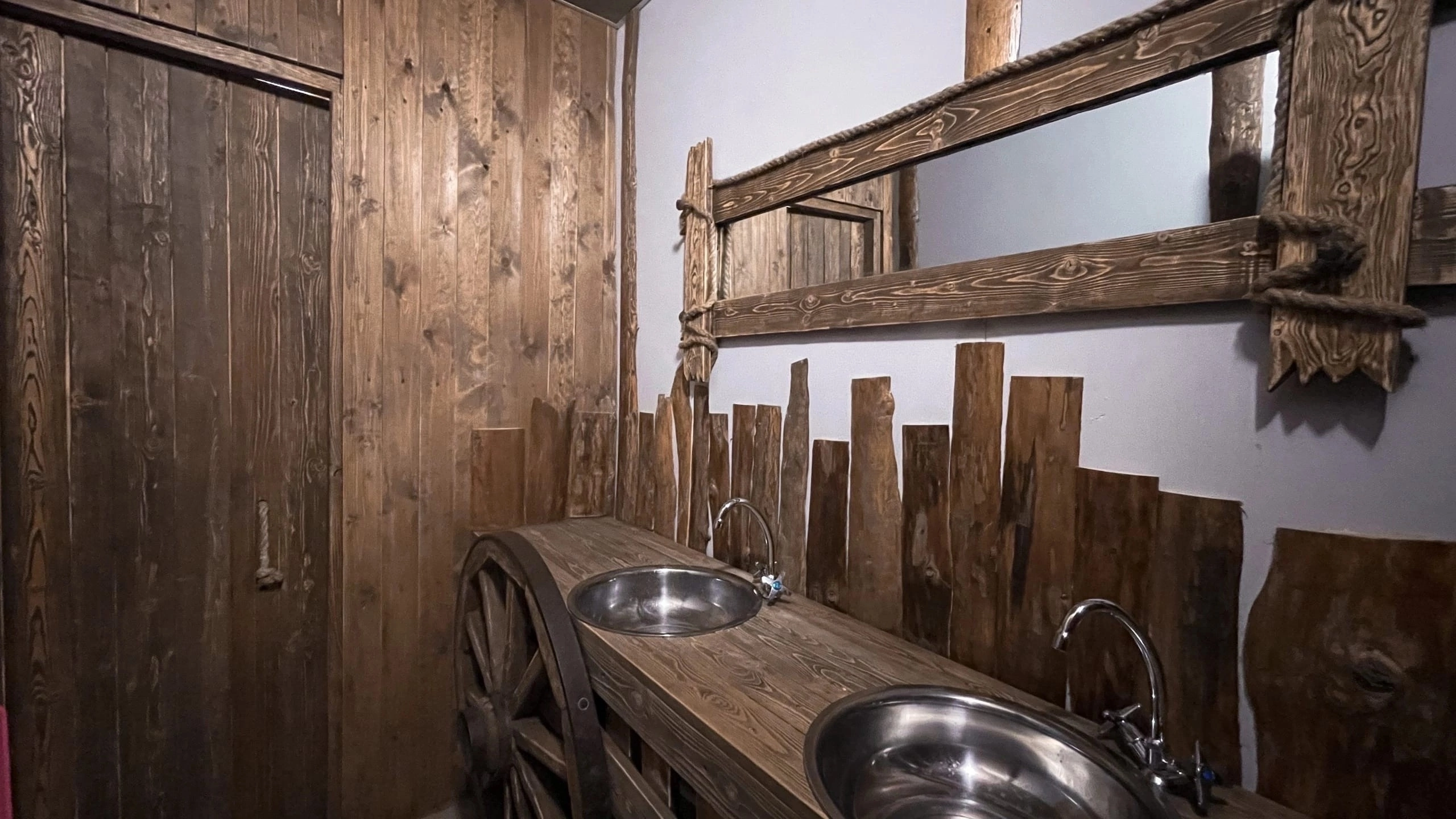 Бюджетный трехместный номер