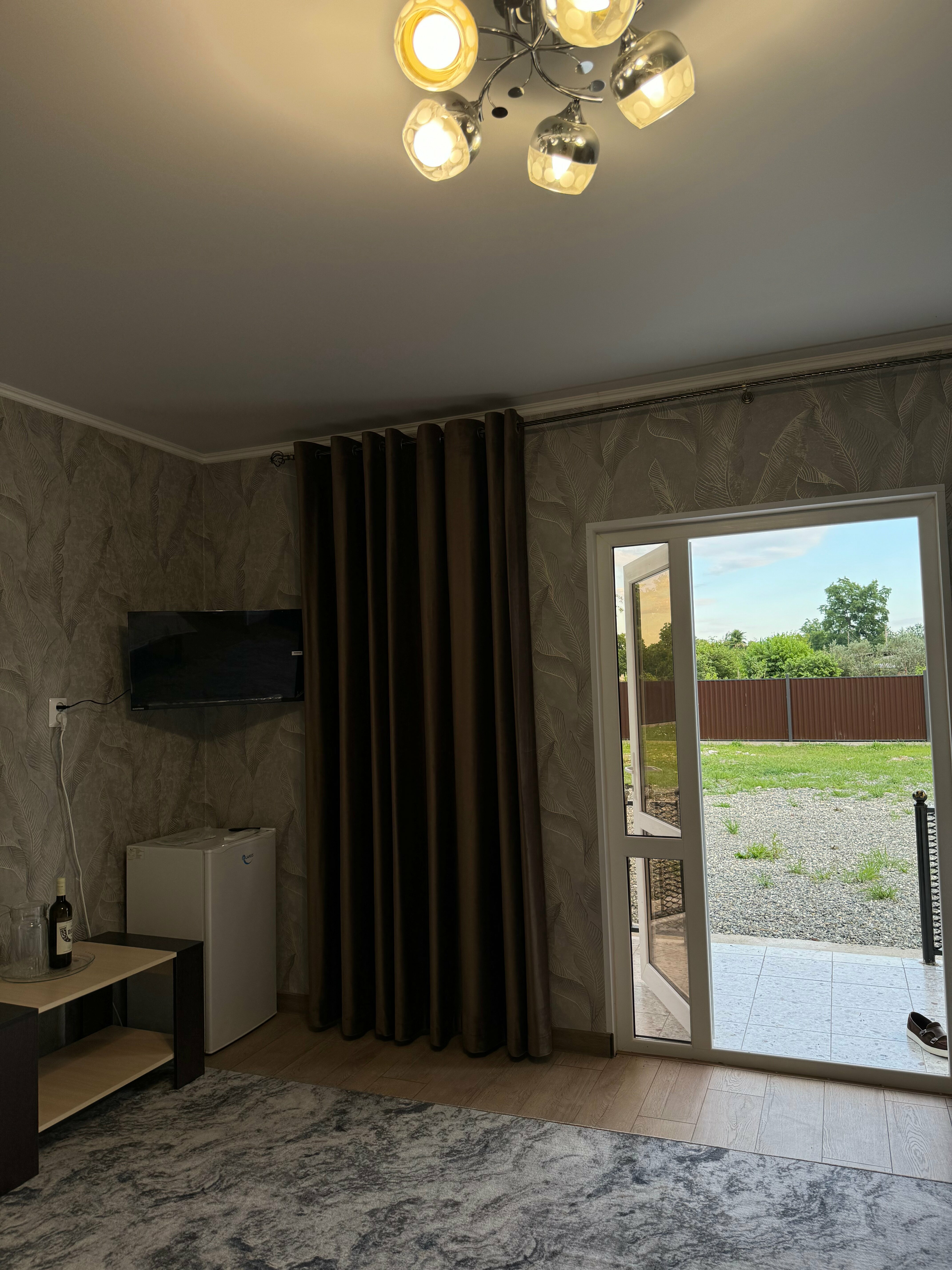 Cемейный номер с собственной ванной комнатой