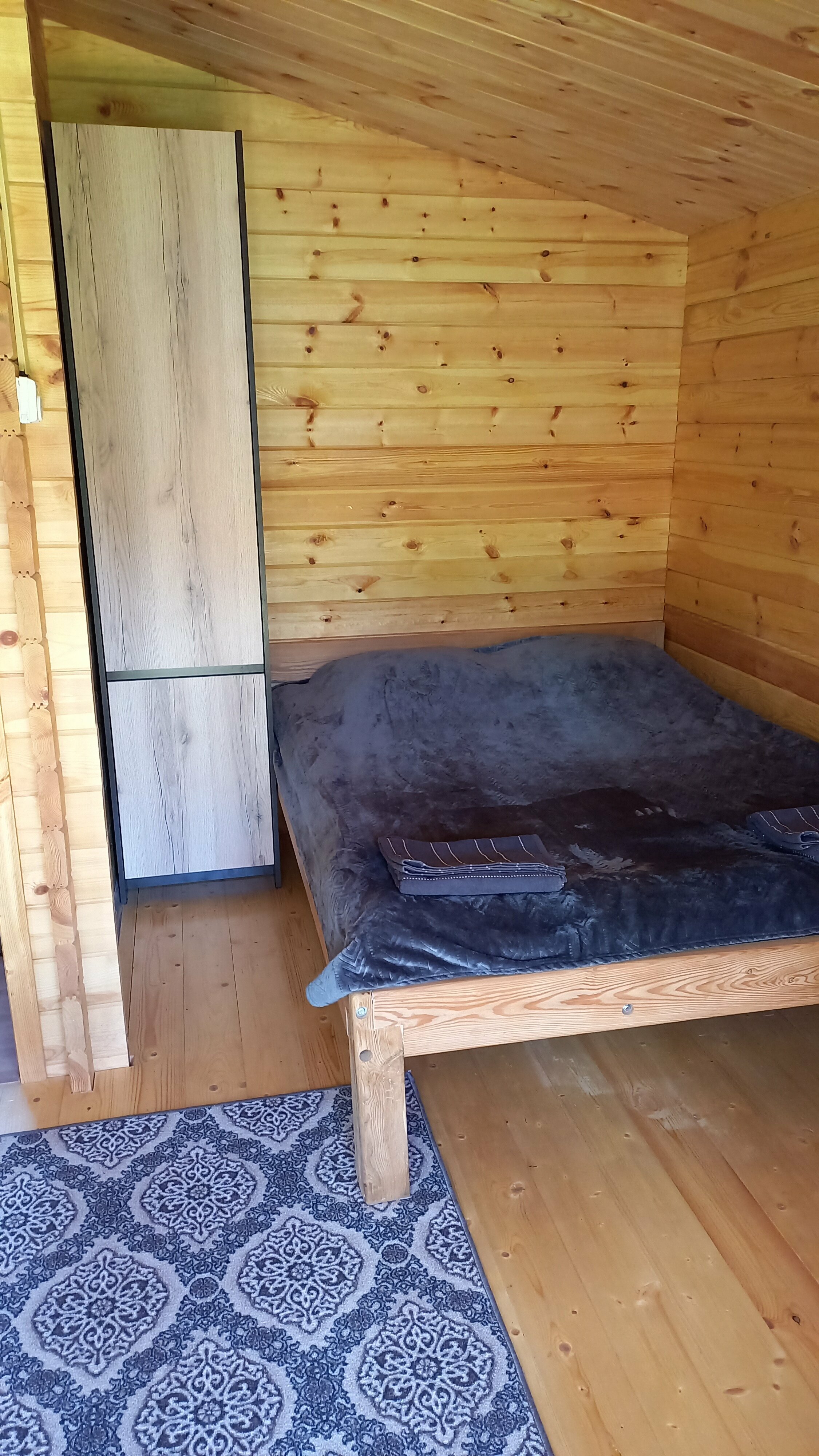 Трехместный номер «Комфорт» с душем