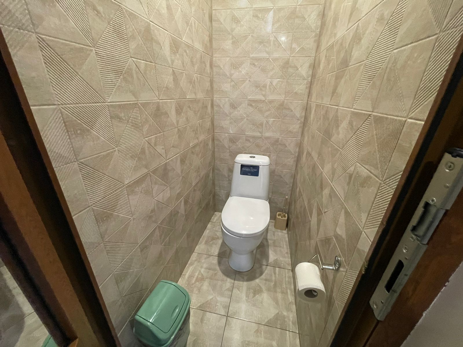 Двухкомнатный домик с двориком и мангалом