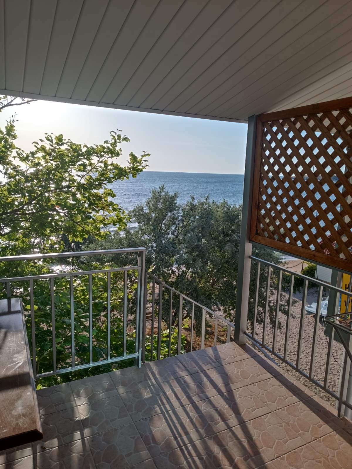 Четырехместный номер с видом на море