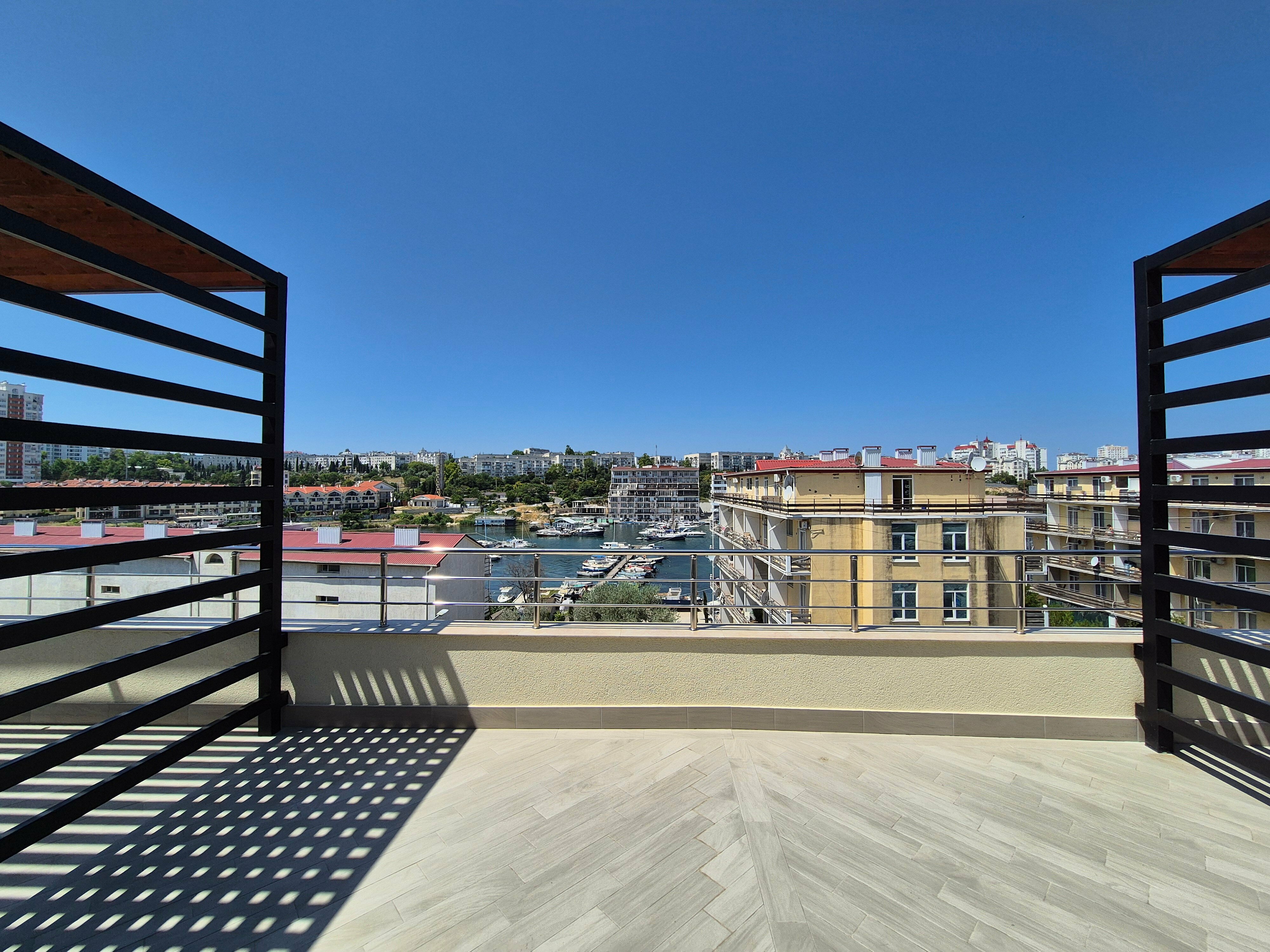 Люкс с видом на море