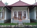 Двухместный номер «Делюкс» с 1 двуспальной кроватью в Santhi Guna Bungalow