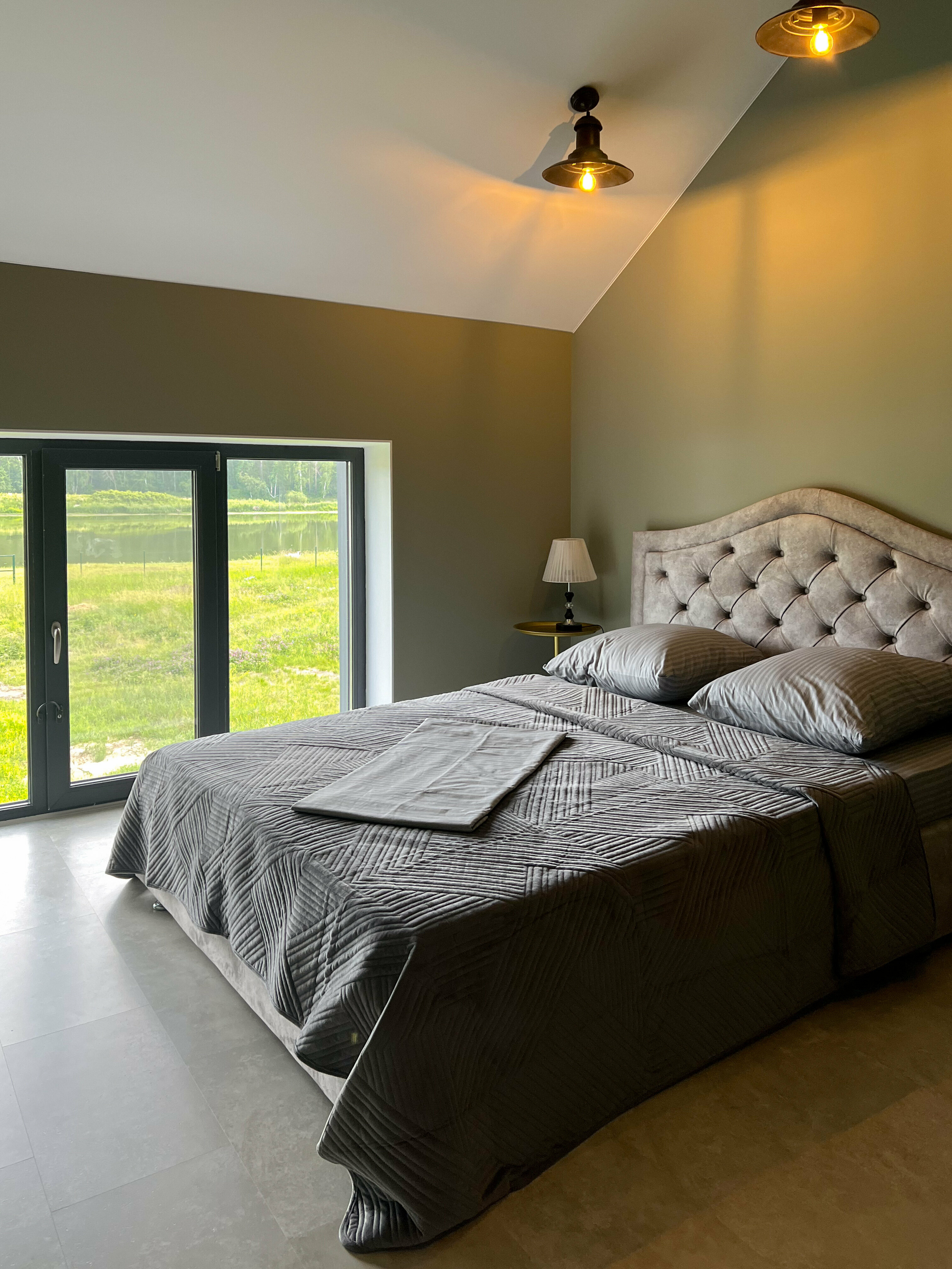 Коттедж с видом на озеро