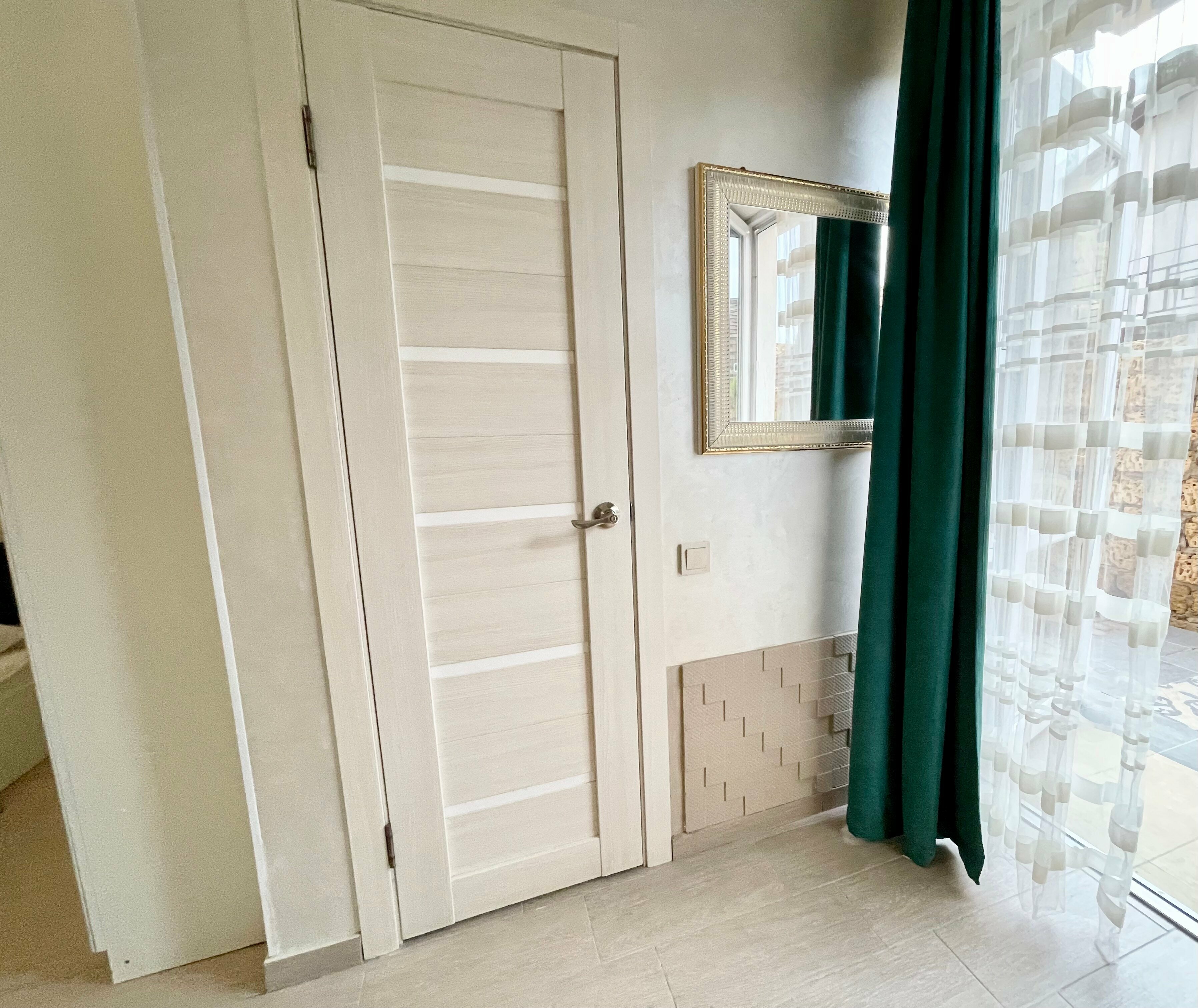 Трехместный номер с террасой