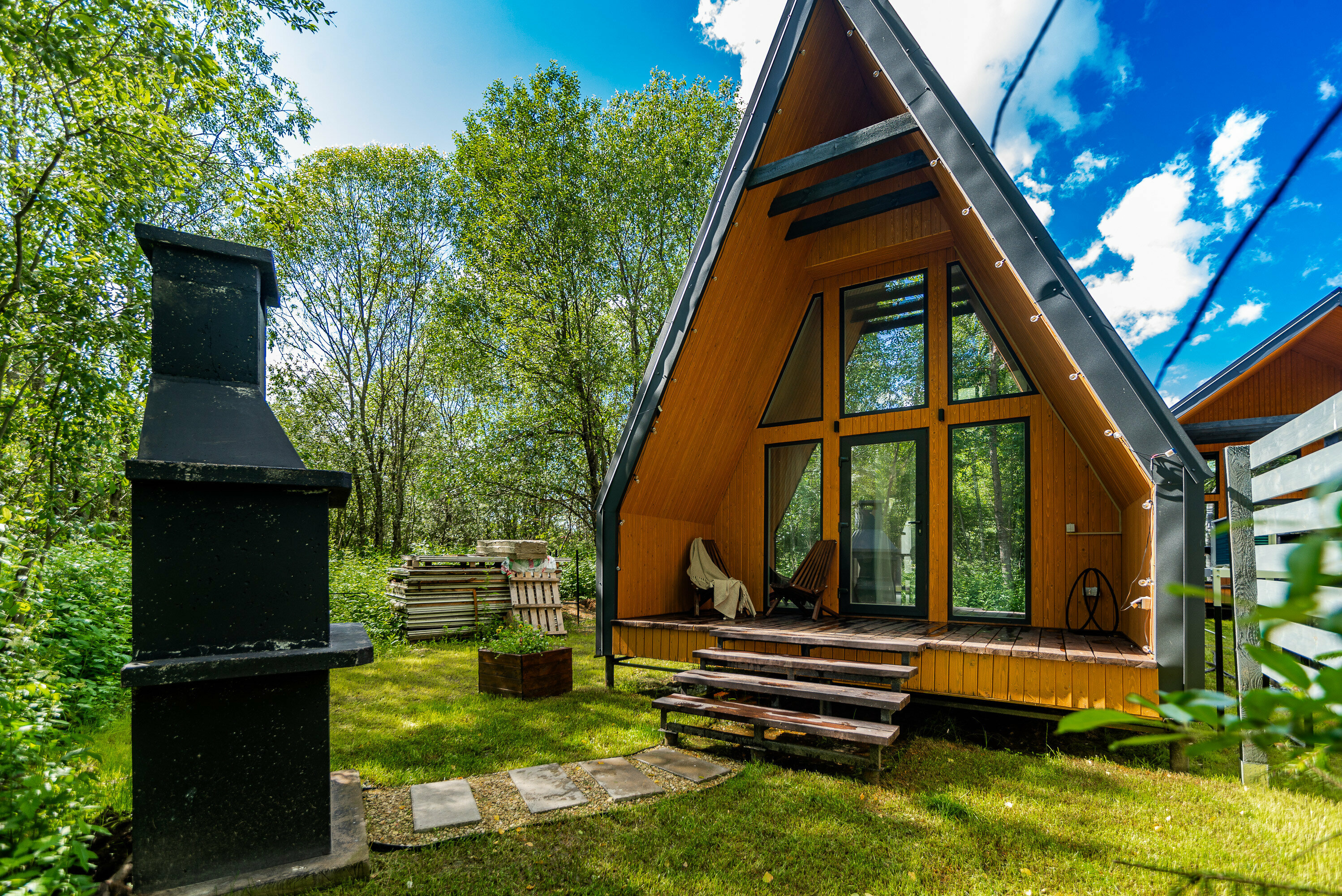 Дом с видом на лес